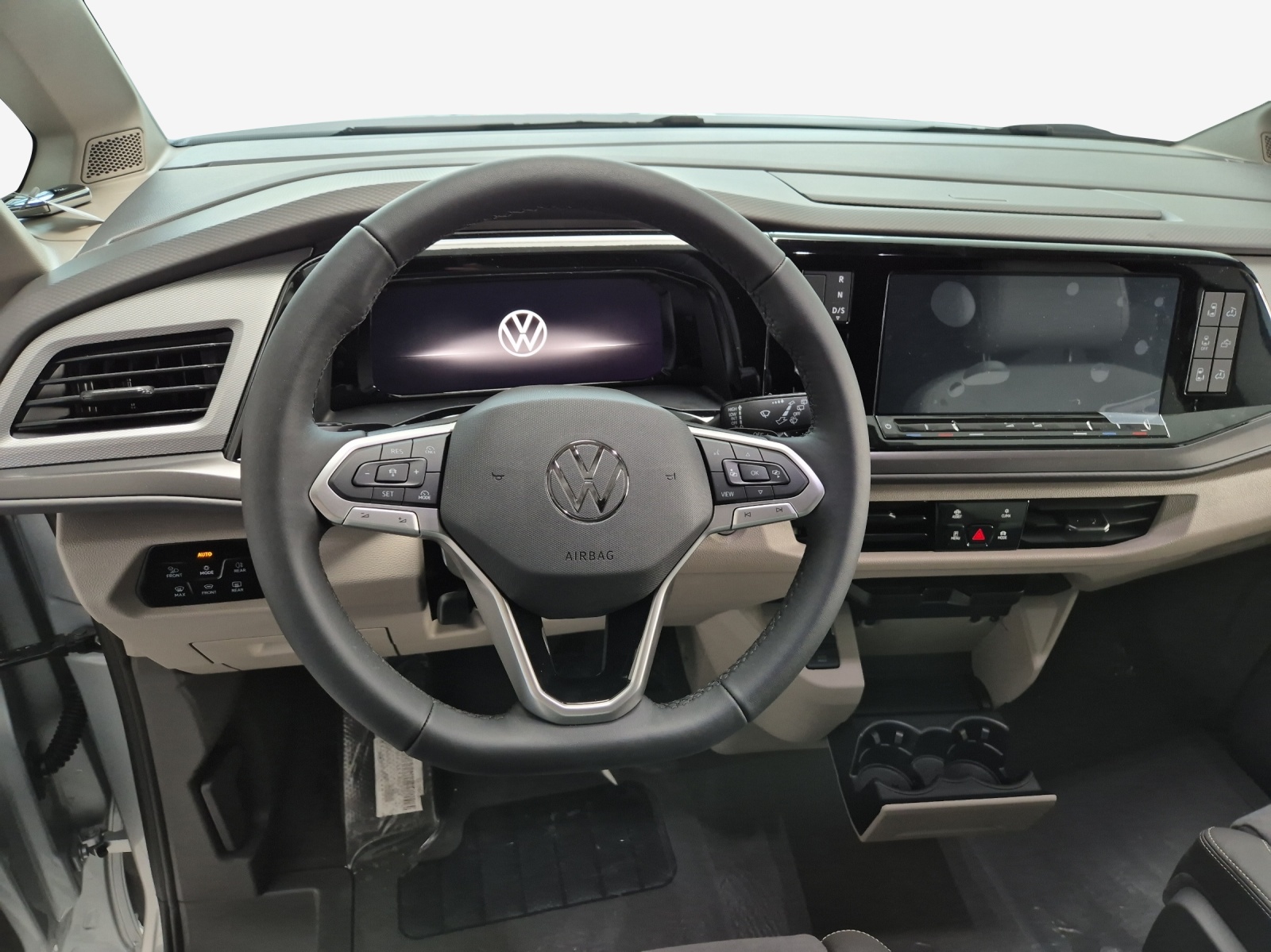 VW California 2.0 TSI Beach Tour-image-9