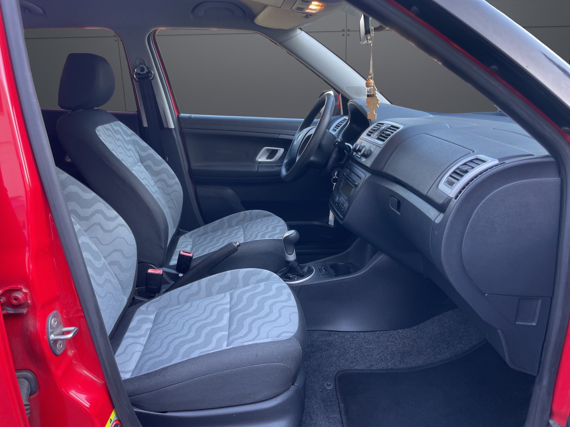 SKODA Fabia 1.4 TDI Classic-image-5