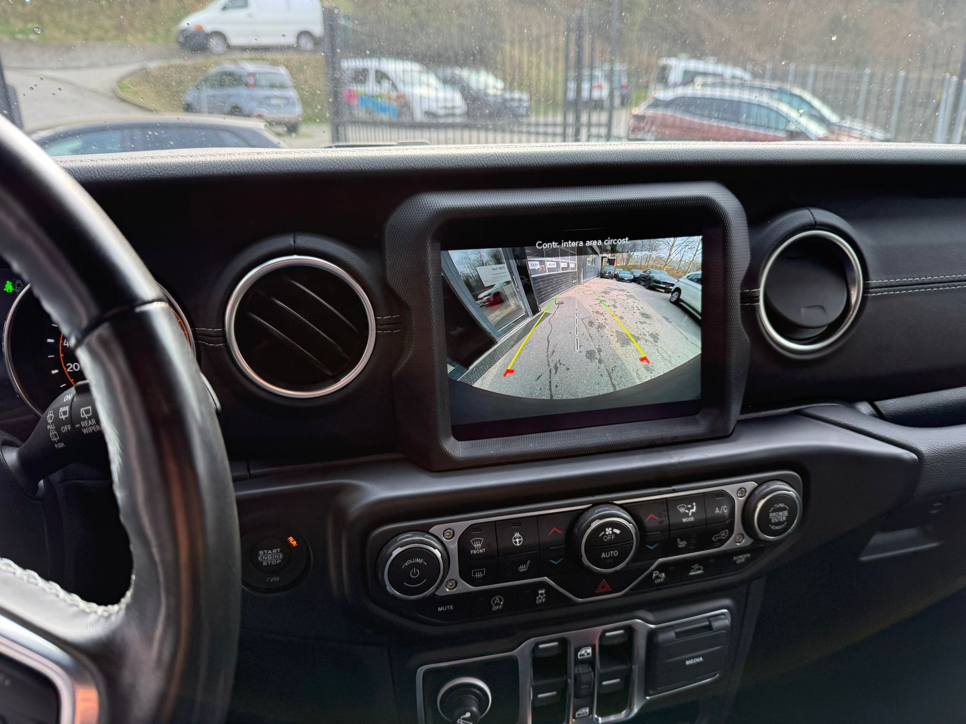 JEEP Wrangler 2.0 Unlimited Overland Automatic-image-14