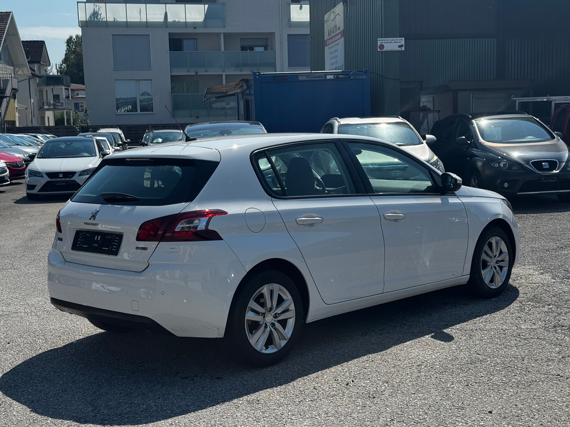 PEUGEOT 308 1.6 BlueHDI Active-image-12