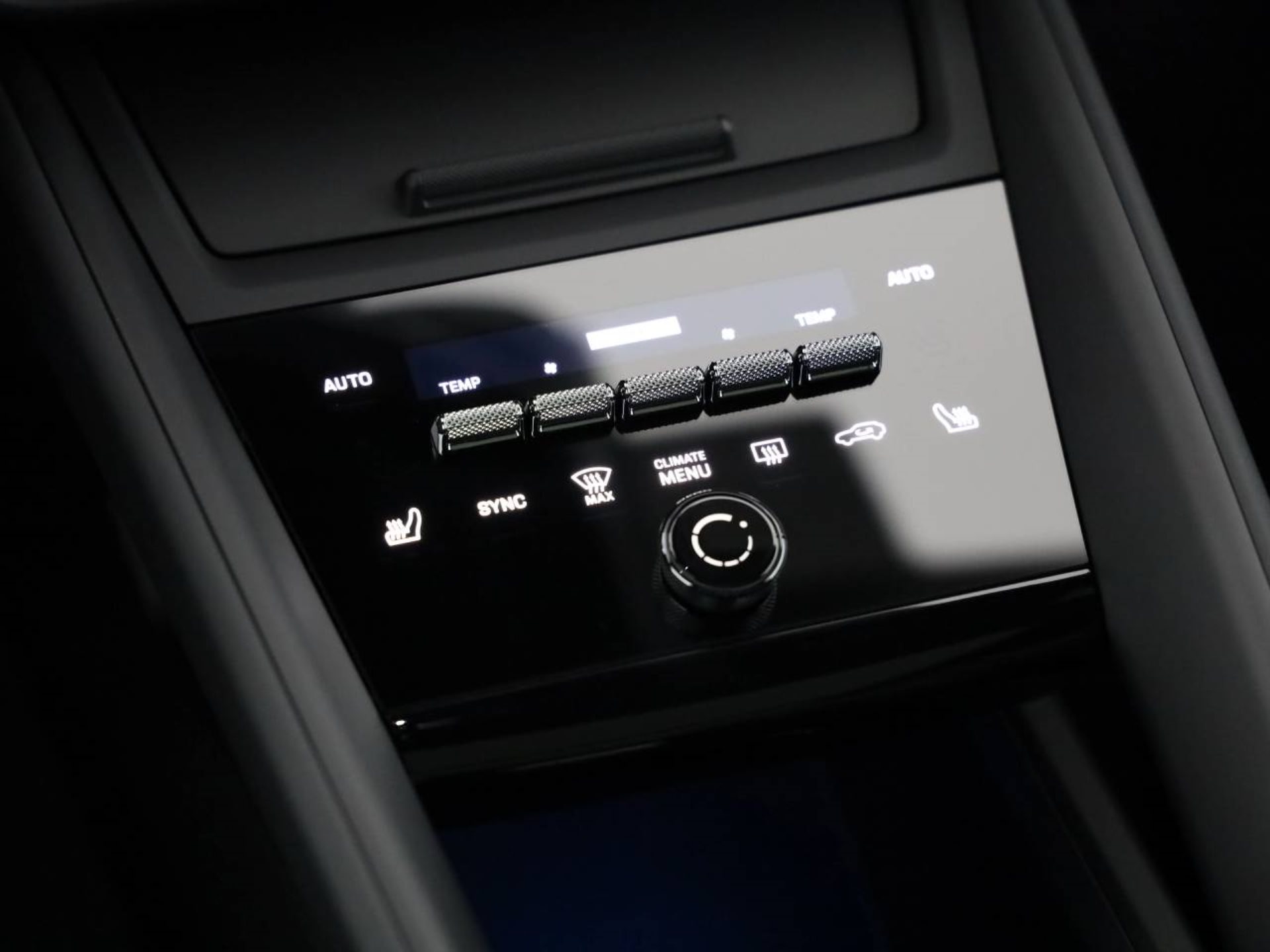 PORSCHE Macan 4S-image-17