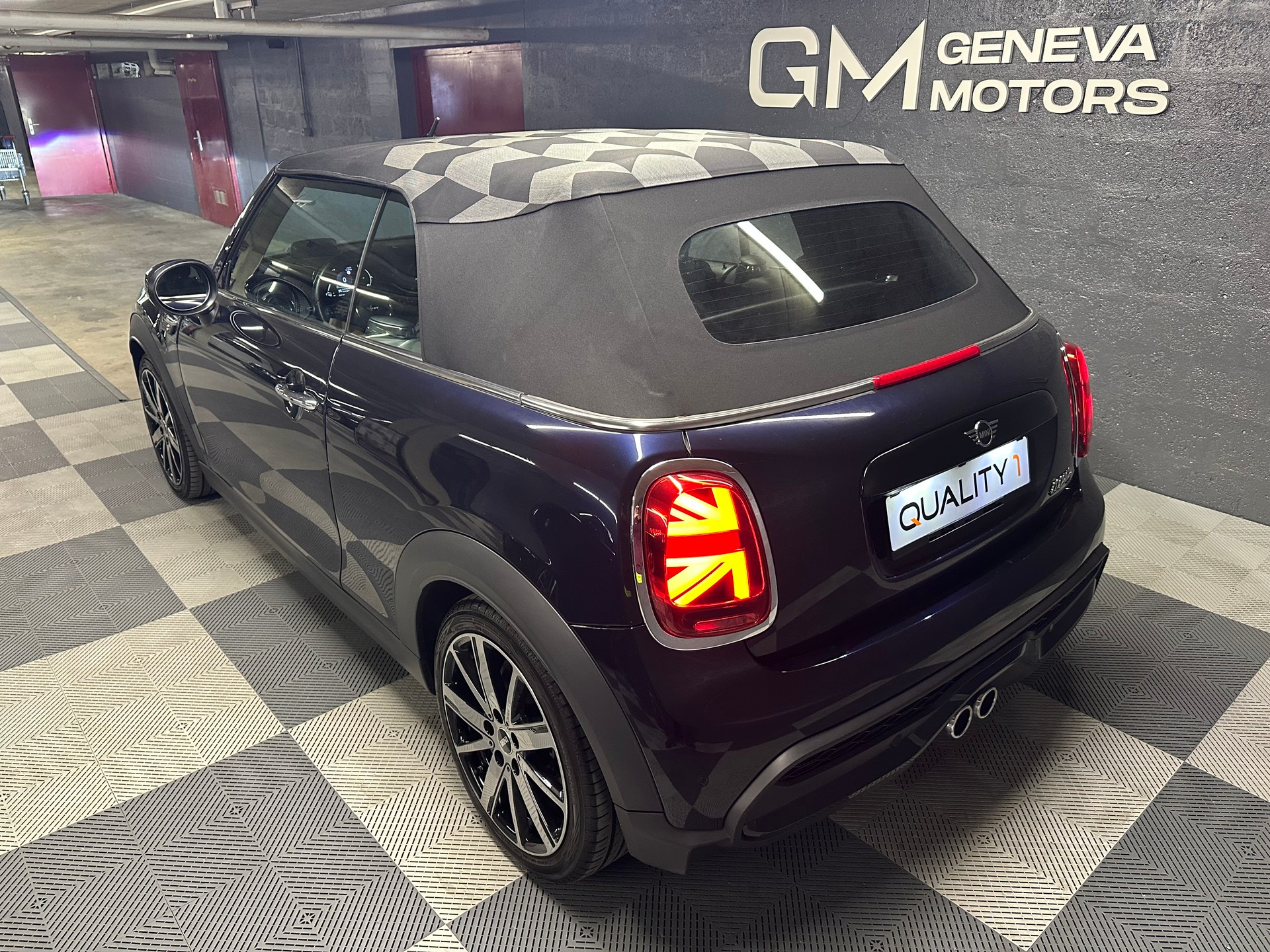 MINI Cooper S Cabriolet Sidewalk Edition DKG-image-6