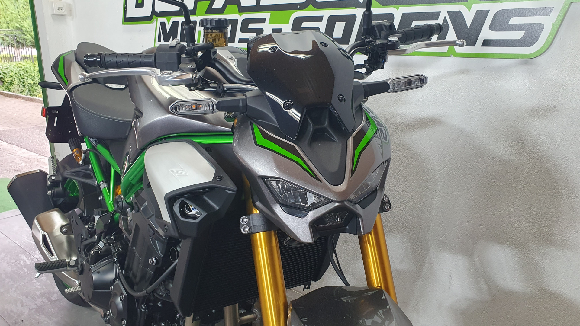 KAWASAKI Z 900 SE-showroom-element-3