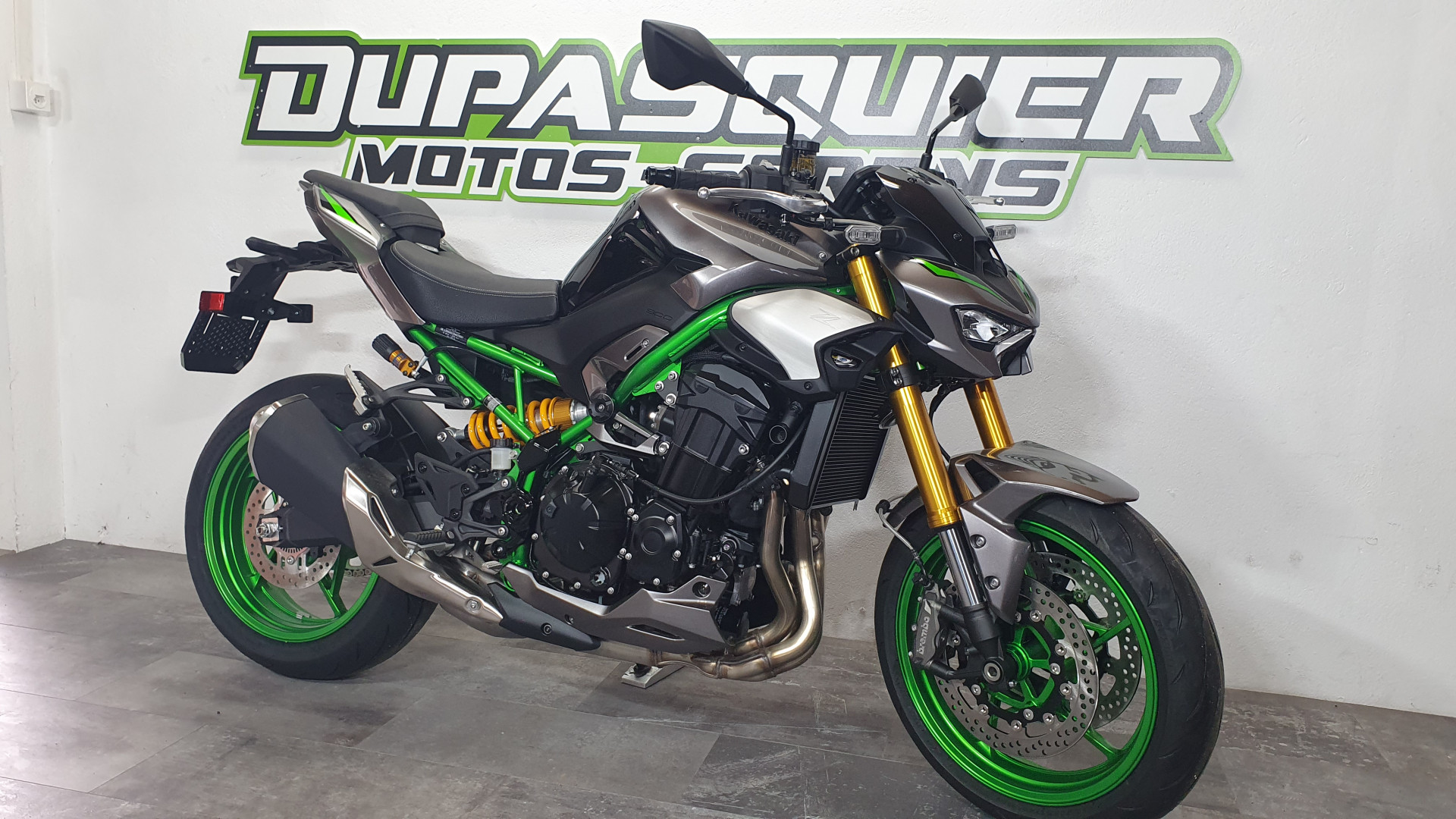 KAWASAKI Z 900 SE-showroom-element-2