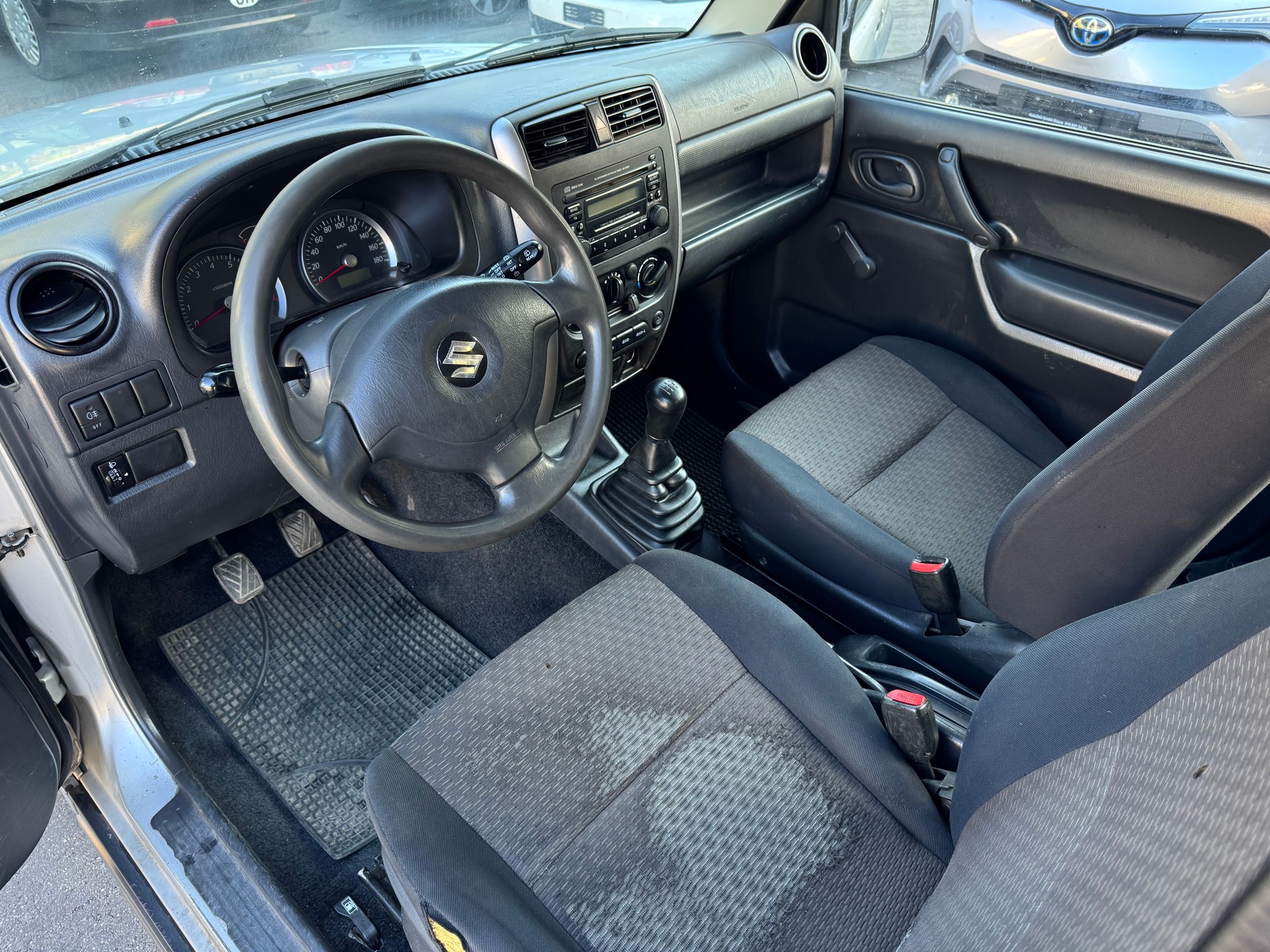 SUZUKI Jimny 1.3 16V GL Top-image-9