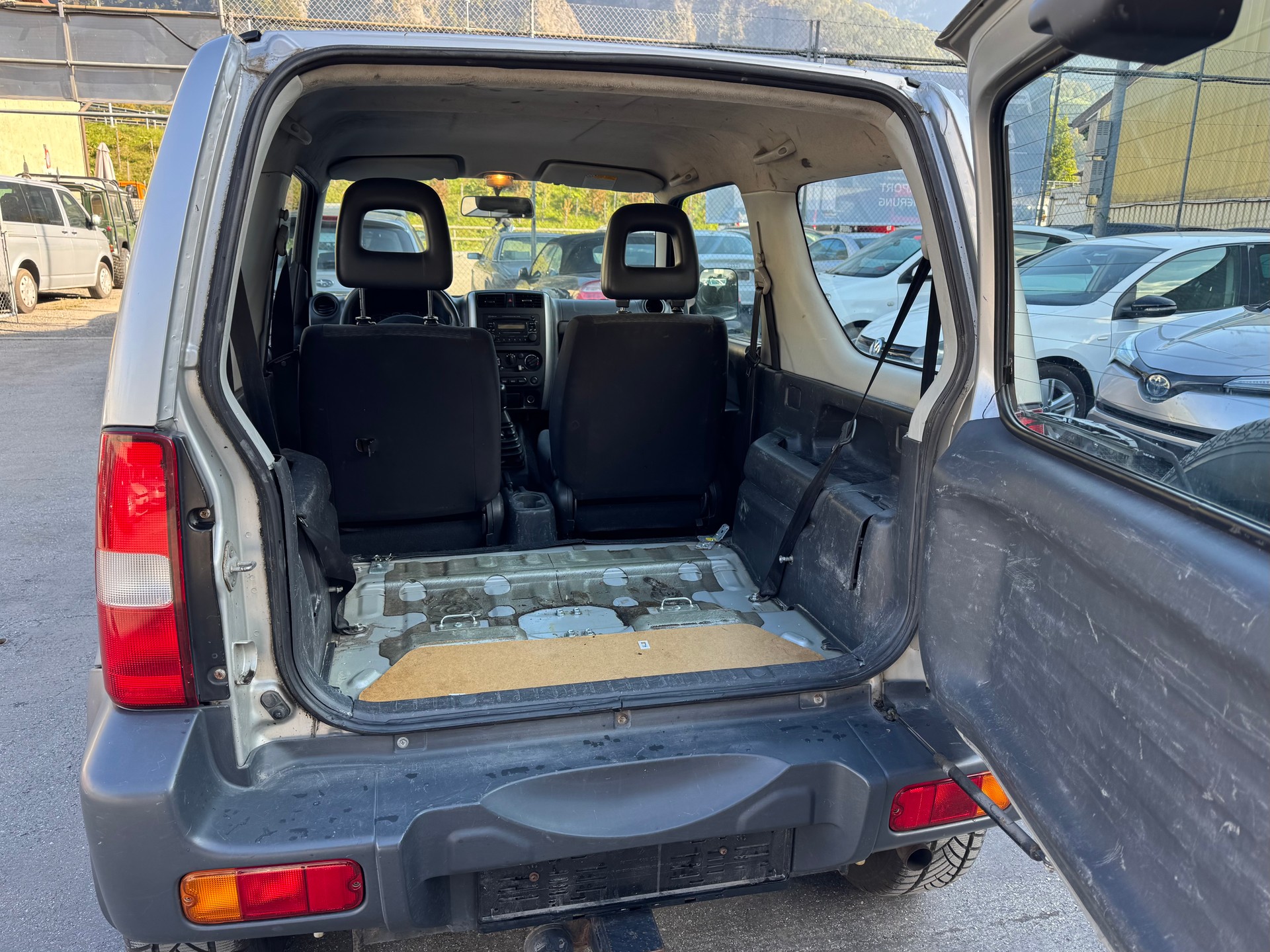 SUZUKI Jimny 1.3 16V GL Top-image-4