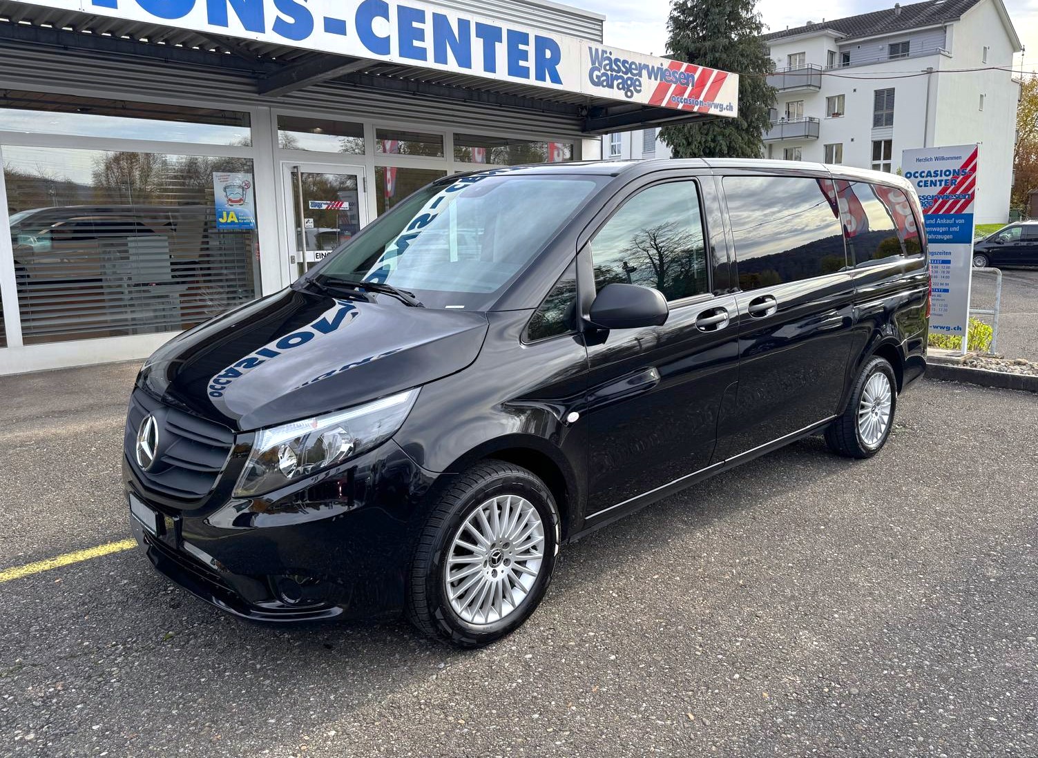 MERCEDES-BENZ Vito 116 CDI Lang Select Tourer 4x4 9G-Tronic-image-11