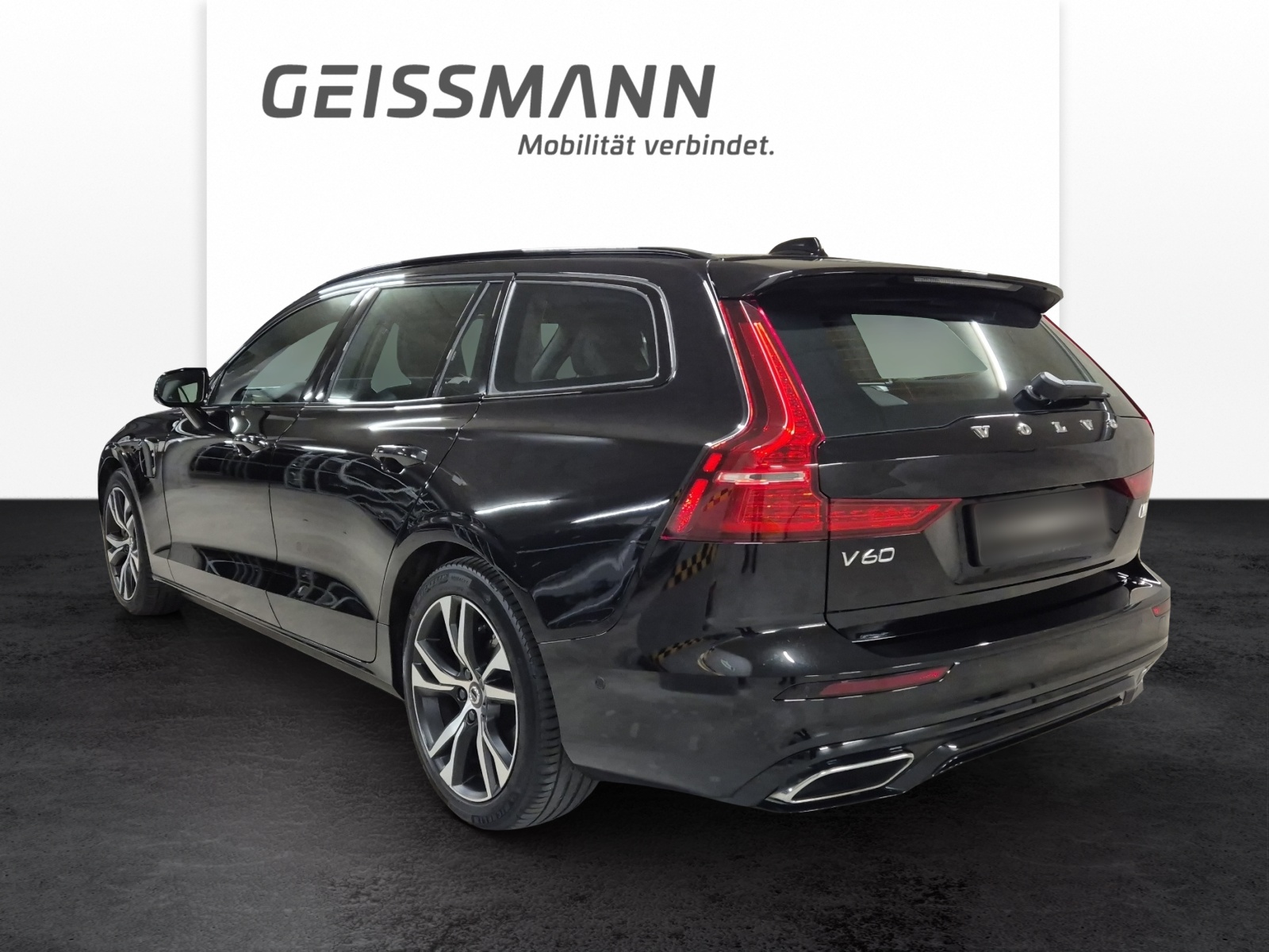 VOLVO V60 2.0 T8 TE R-Design eAWD-image-7