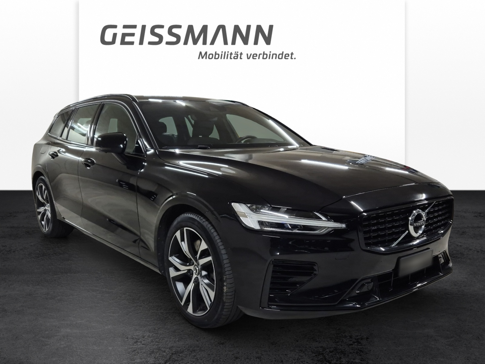 VOLVO V60 2.0 T8 TE R-Design eAWD-image-1