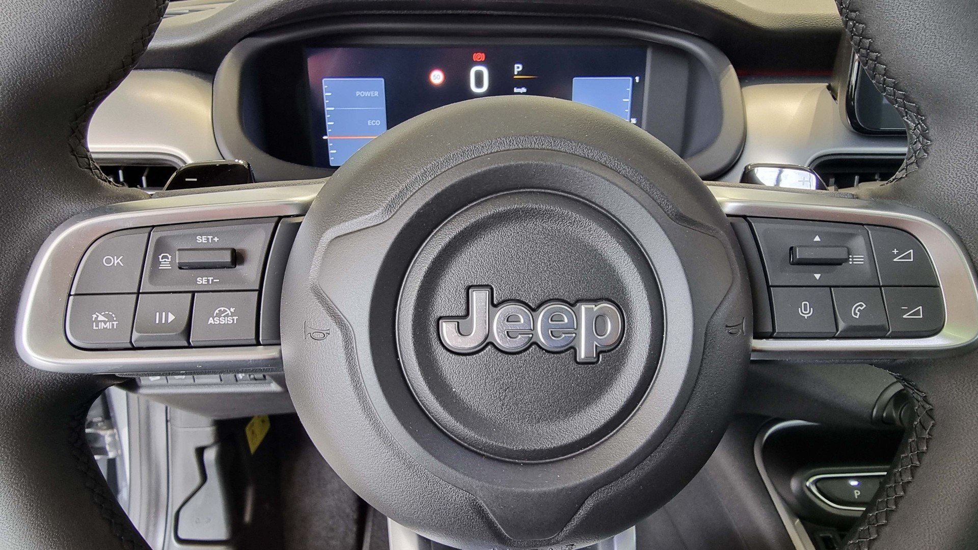 JEEP Avenger 1.2 MHEV Summit-image-9