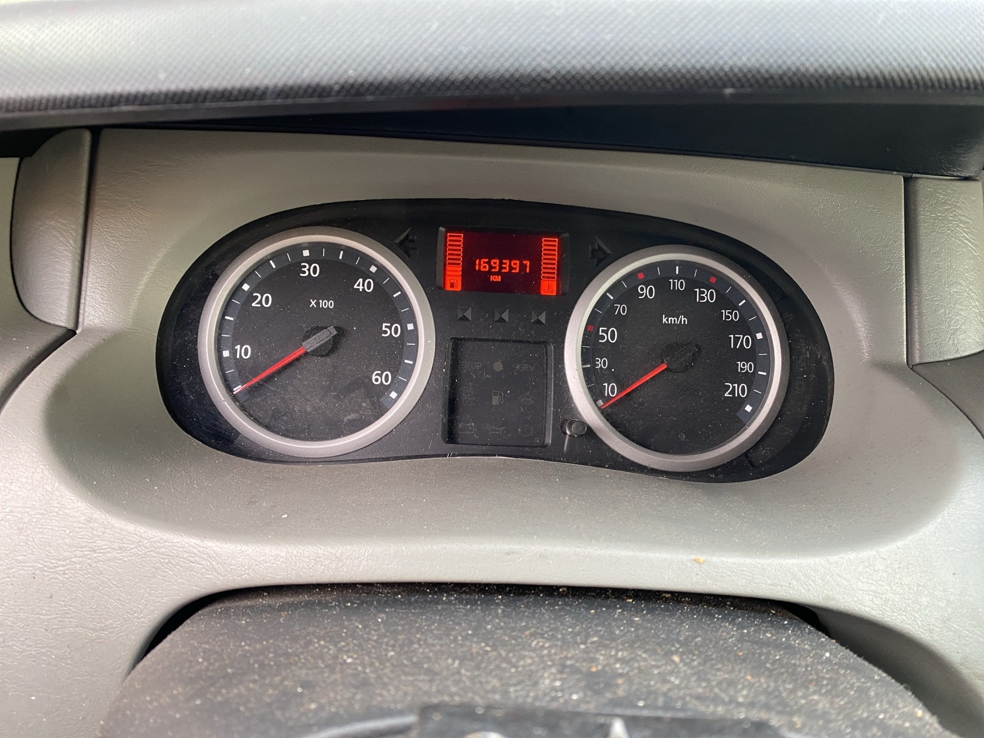 RENAULT Trafic 2.5dCi L1H1 Passenger Expression-image-12