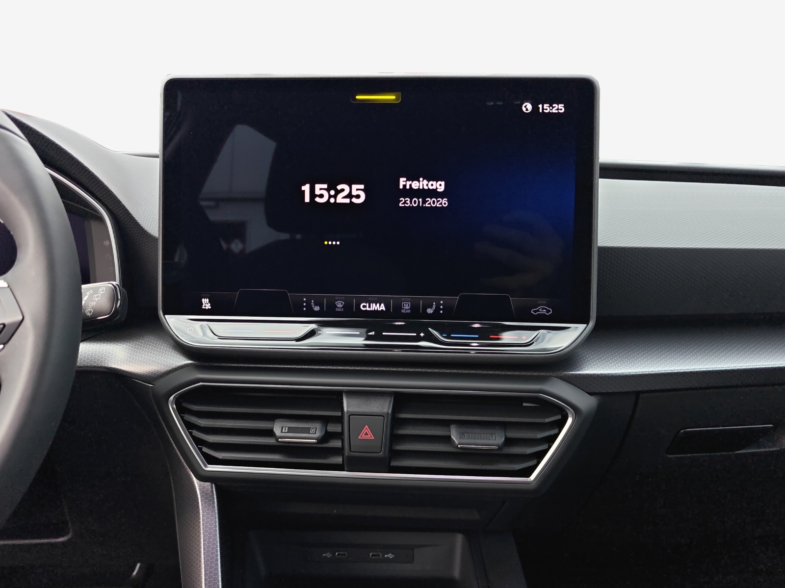 SEAT Leon ST 1.5 eHybrid pHEV DSG Business Edition-image-11