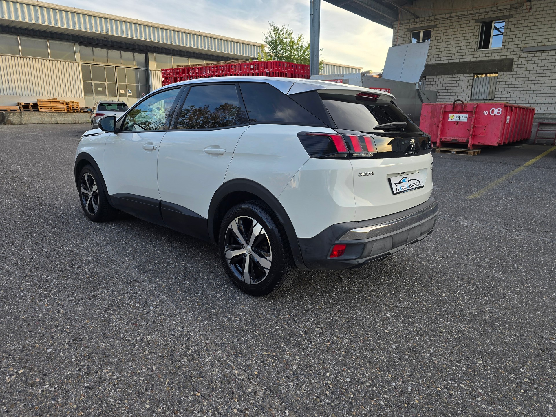 PEUGEOT 3008 1.2 PureTech Access-image-5