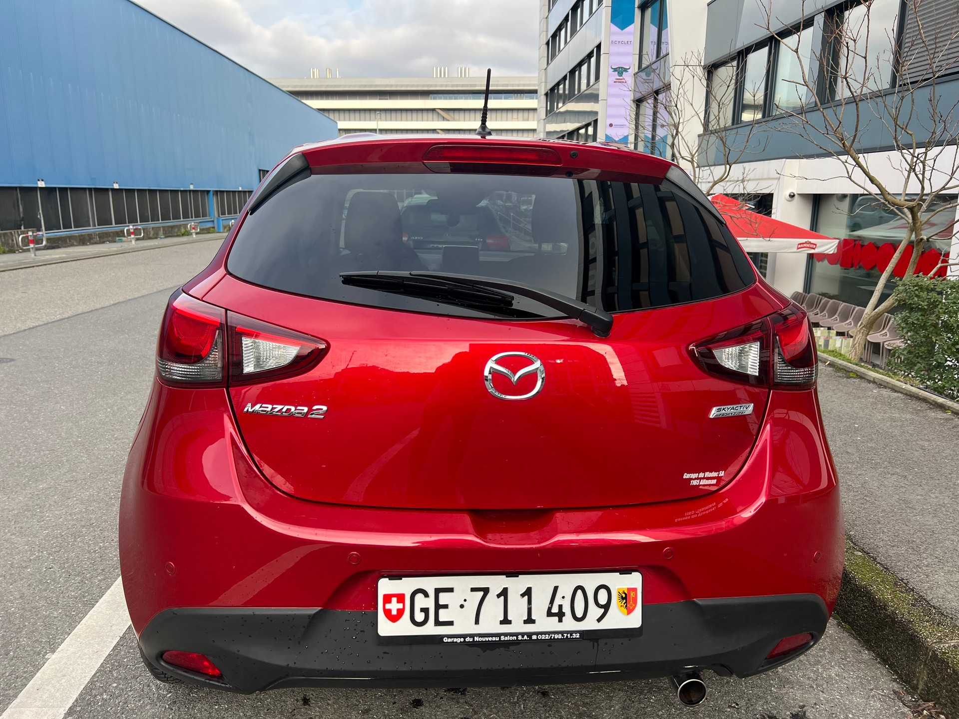MAZDA 2 1.5i 16V Skyactiv-G Revolution-image-3