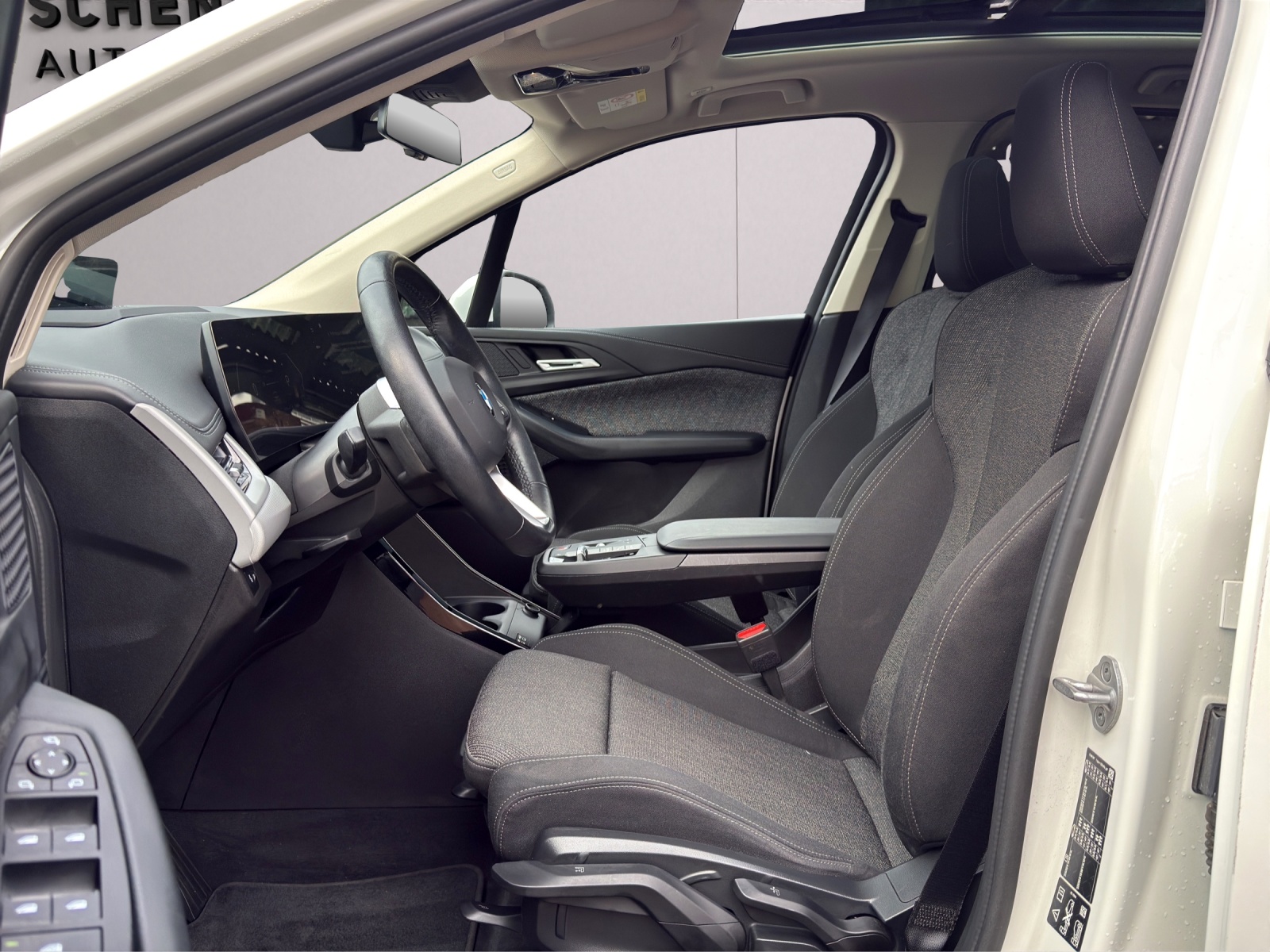 BMW 223d Active Tourer xDrive DKG-image-12