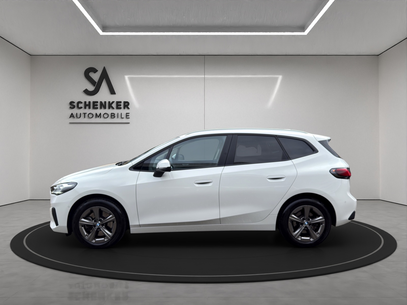 BMW 223d Active Tourer xDrive DKG-image-1