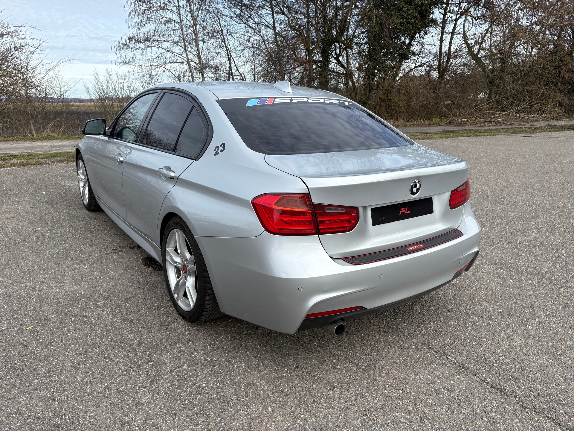 BMW 320d Sport Line Steptronic-image-9