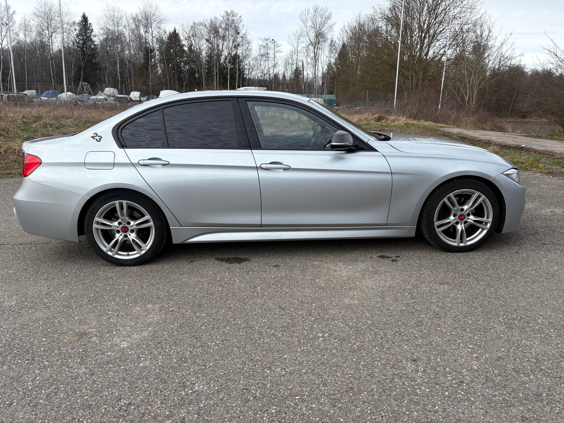 BMW 320d Sport Line Steptronic-image-5