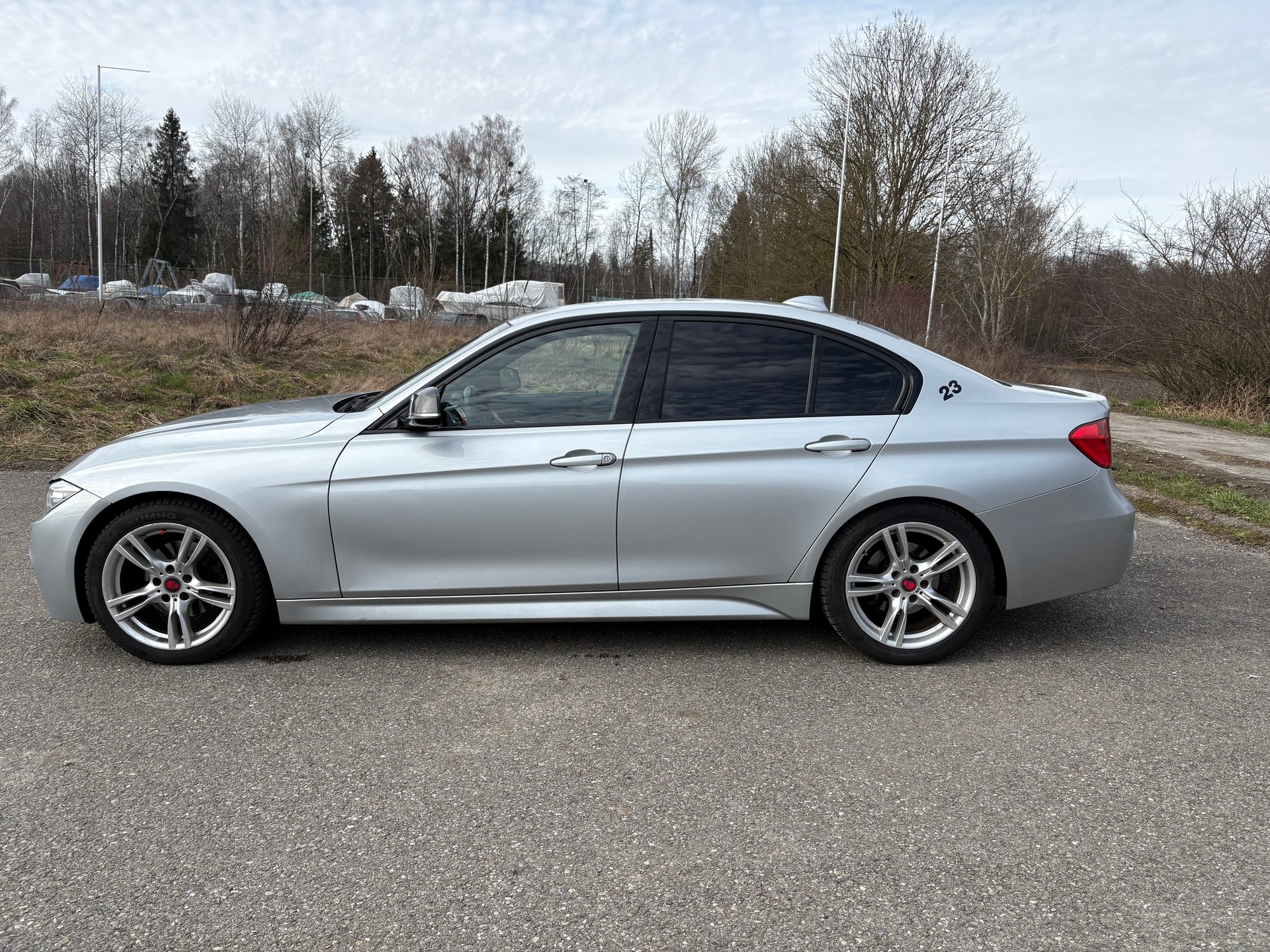 BMW 320d Sport Line Steptronic-image-4