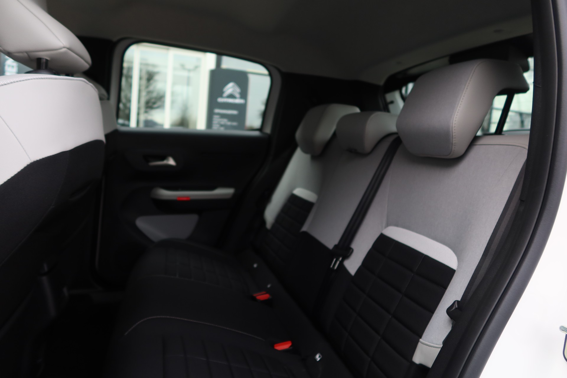 CITROEN C3 1.2i MHEV Plus DCS6-image-11