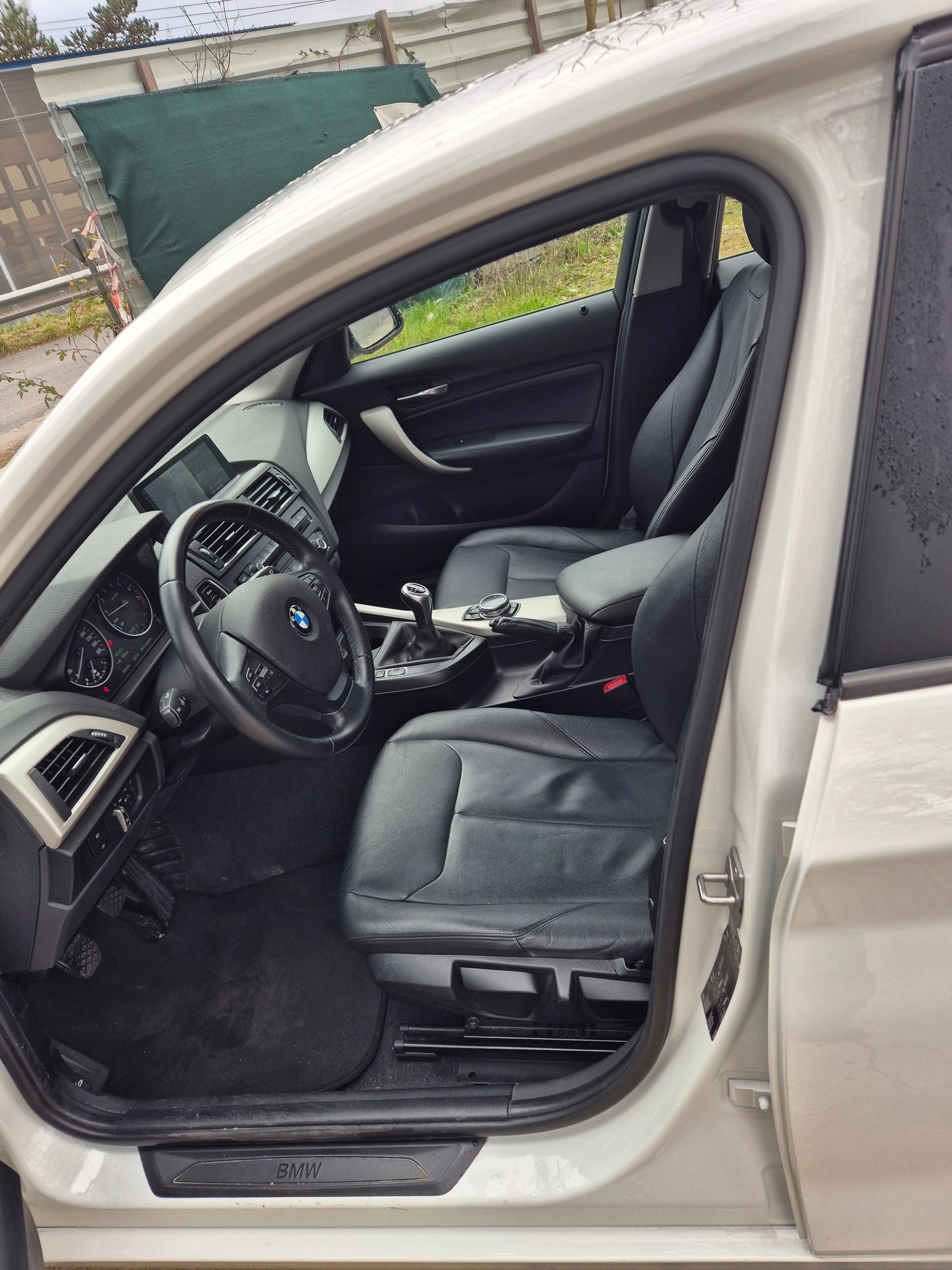 BMW 116i Urban Line-image-10