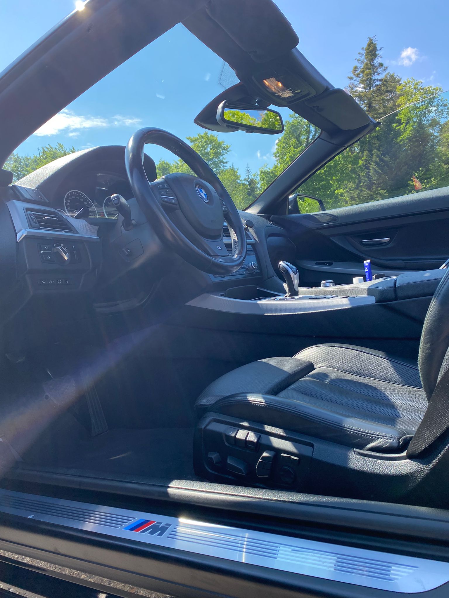 BMW 650i Cabrio-image-11
