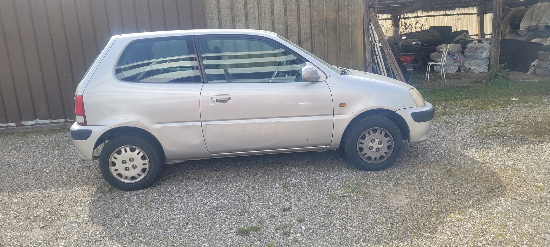 HONDA Logo 1.3i LS-image-1