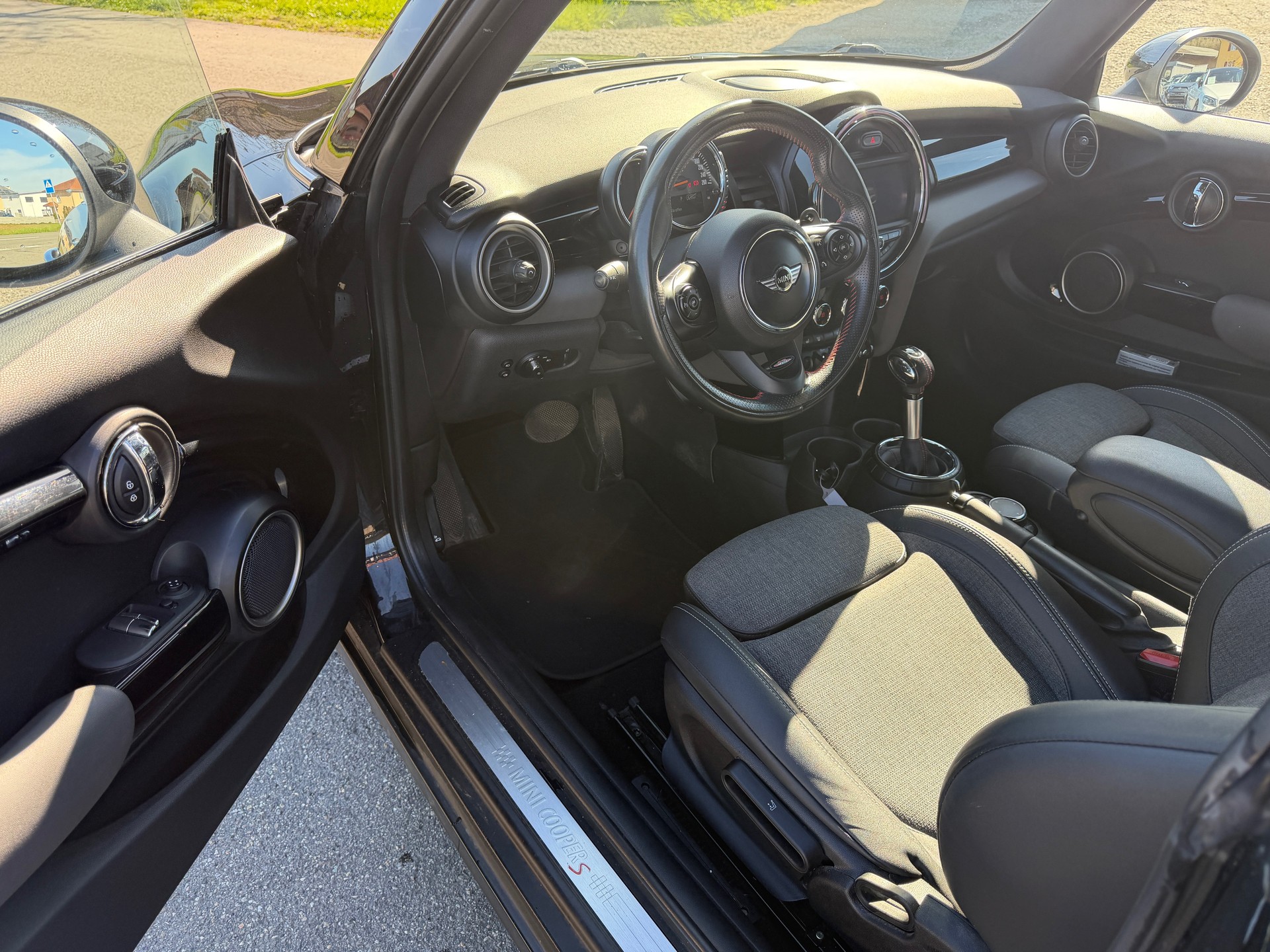 MINI Cooper S Steptronic-image-8