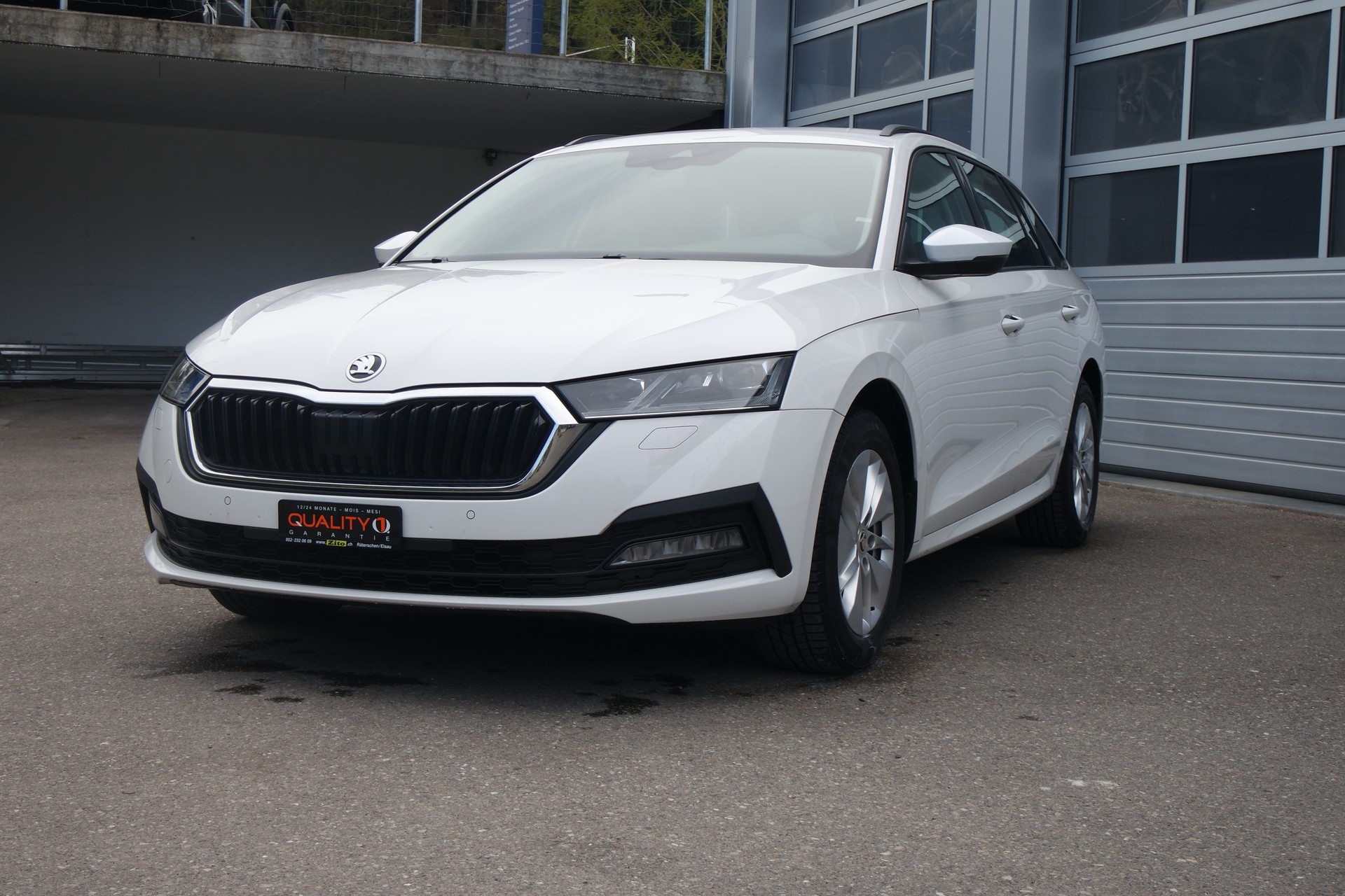 SKODA Octavia Combi 2.0 TDI DSG Ambition 4x4
