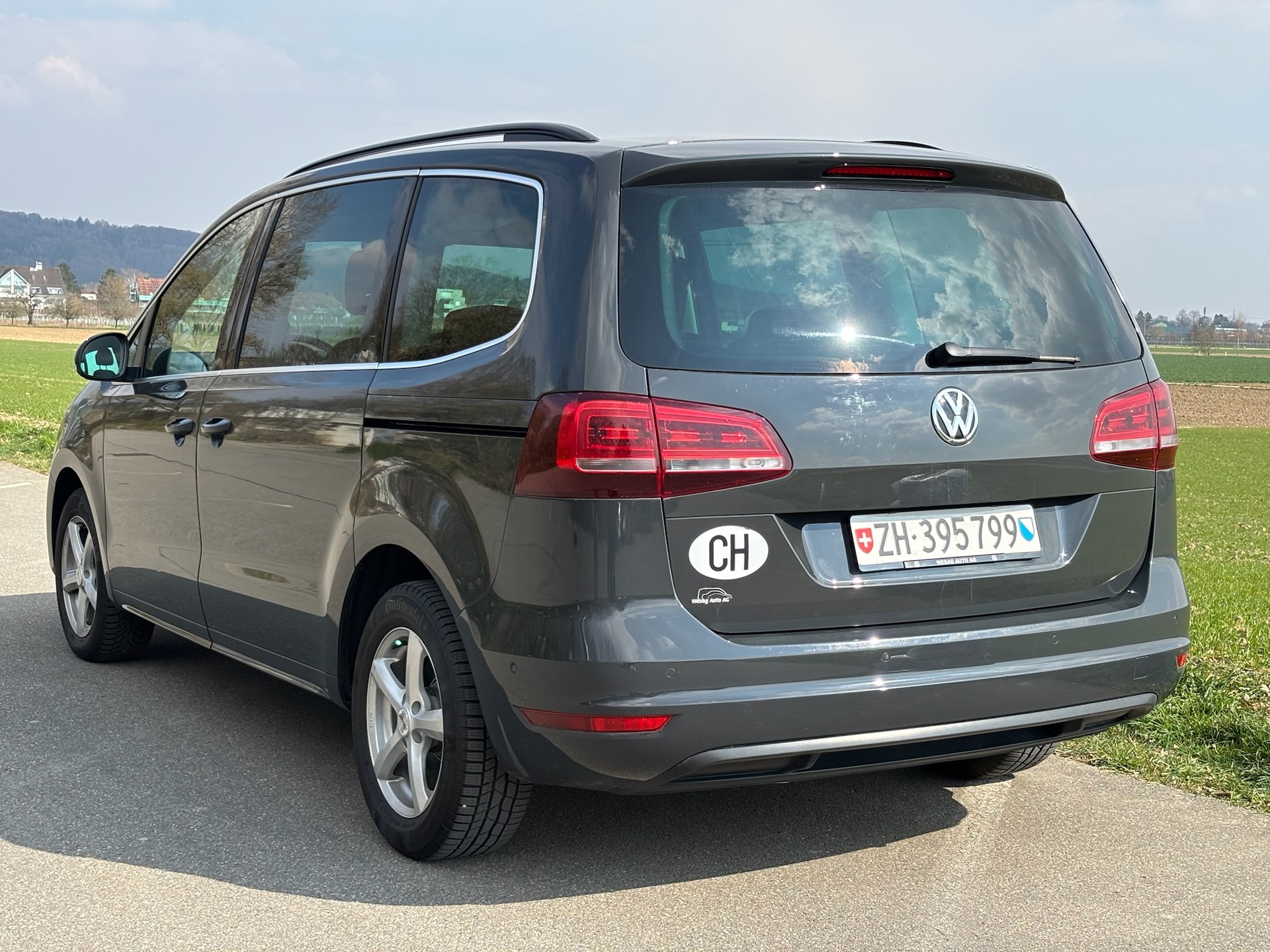 VW Sharan 2.0 TDI BMT Comfortline-image-2