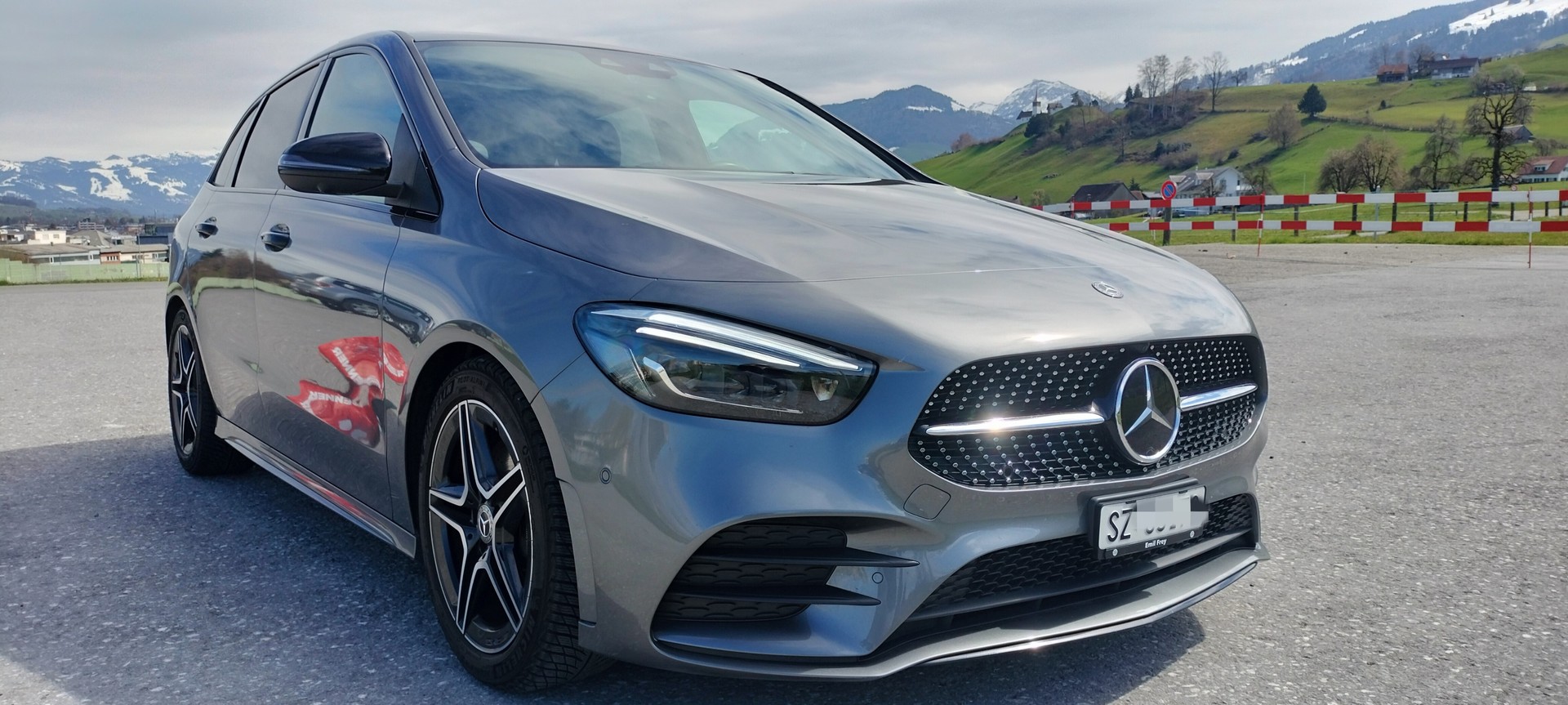 MERCEDES-BENZ B 220 4Matic AMG Line 7G-DCT