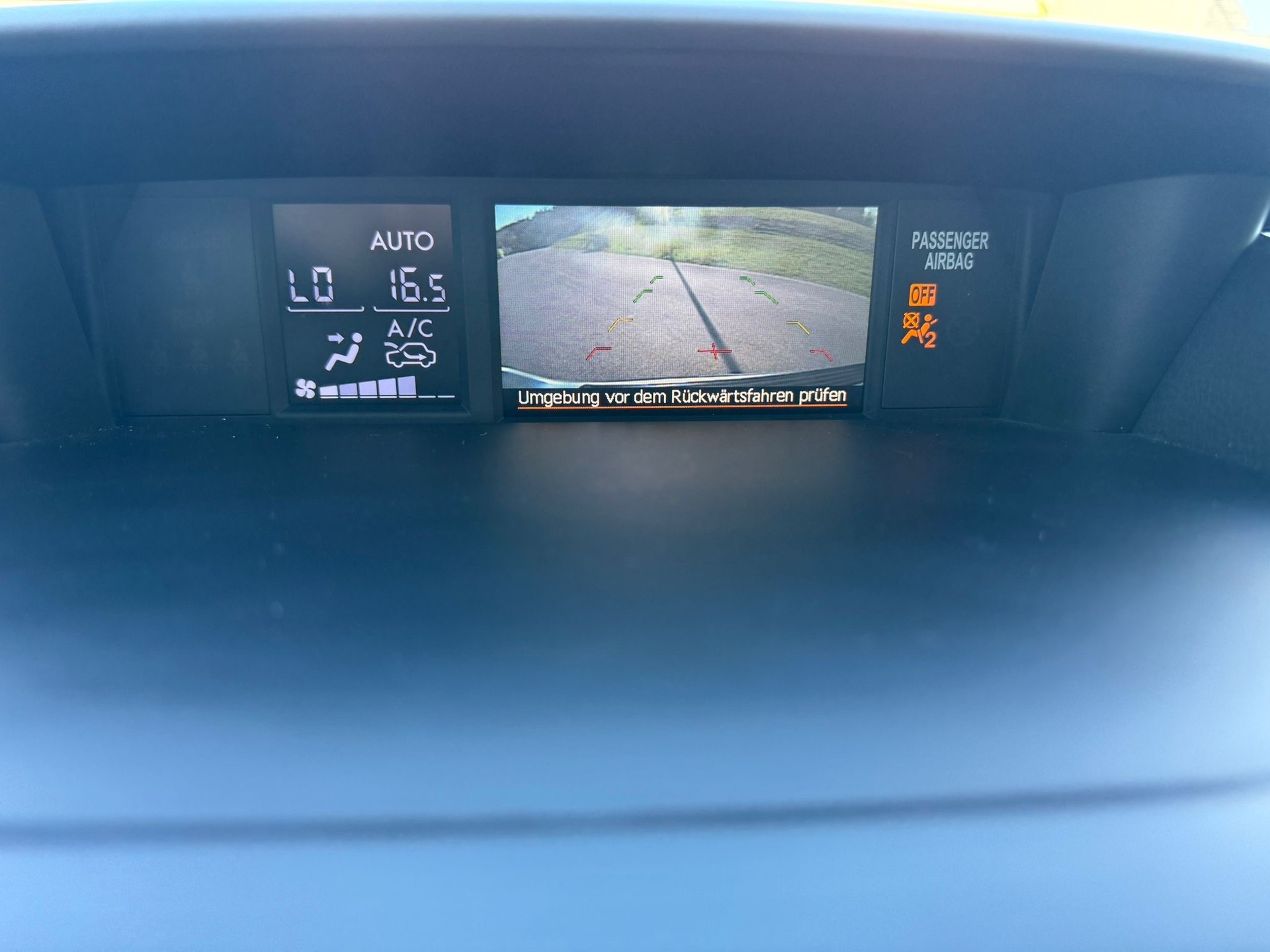 SUBARU XV 2.0 Swiss Two AWD CVT-image-11