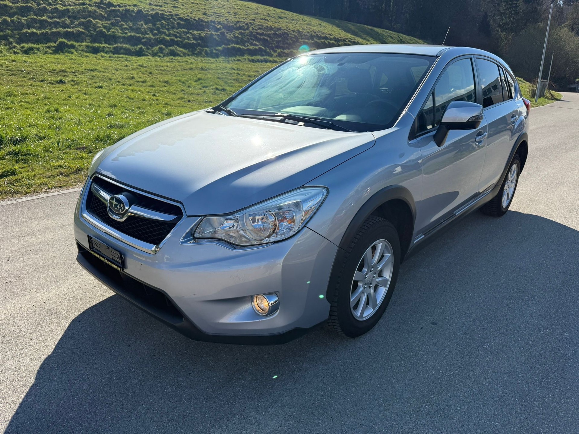 SUBARU XV 2.0 Swiss Two AWD CVT-image-3