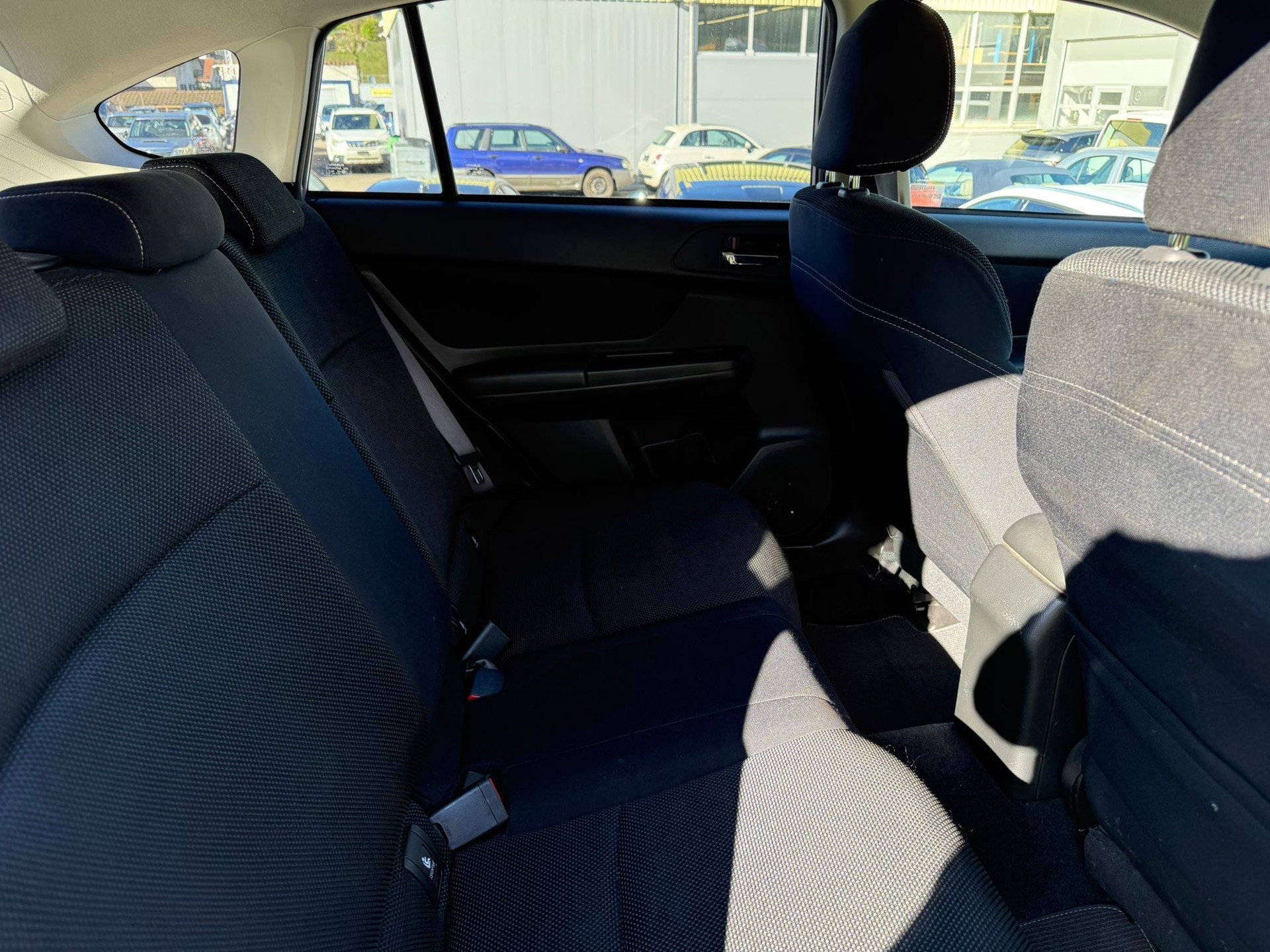 SUBARU XV 2.0 Swiss Two AWD CVT-image-7