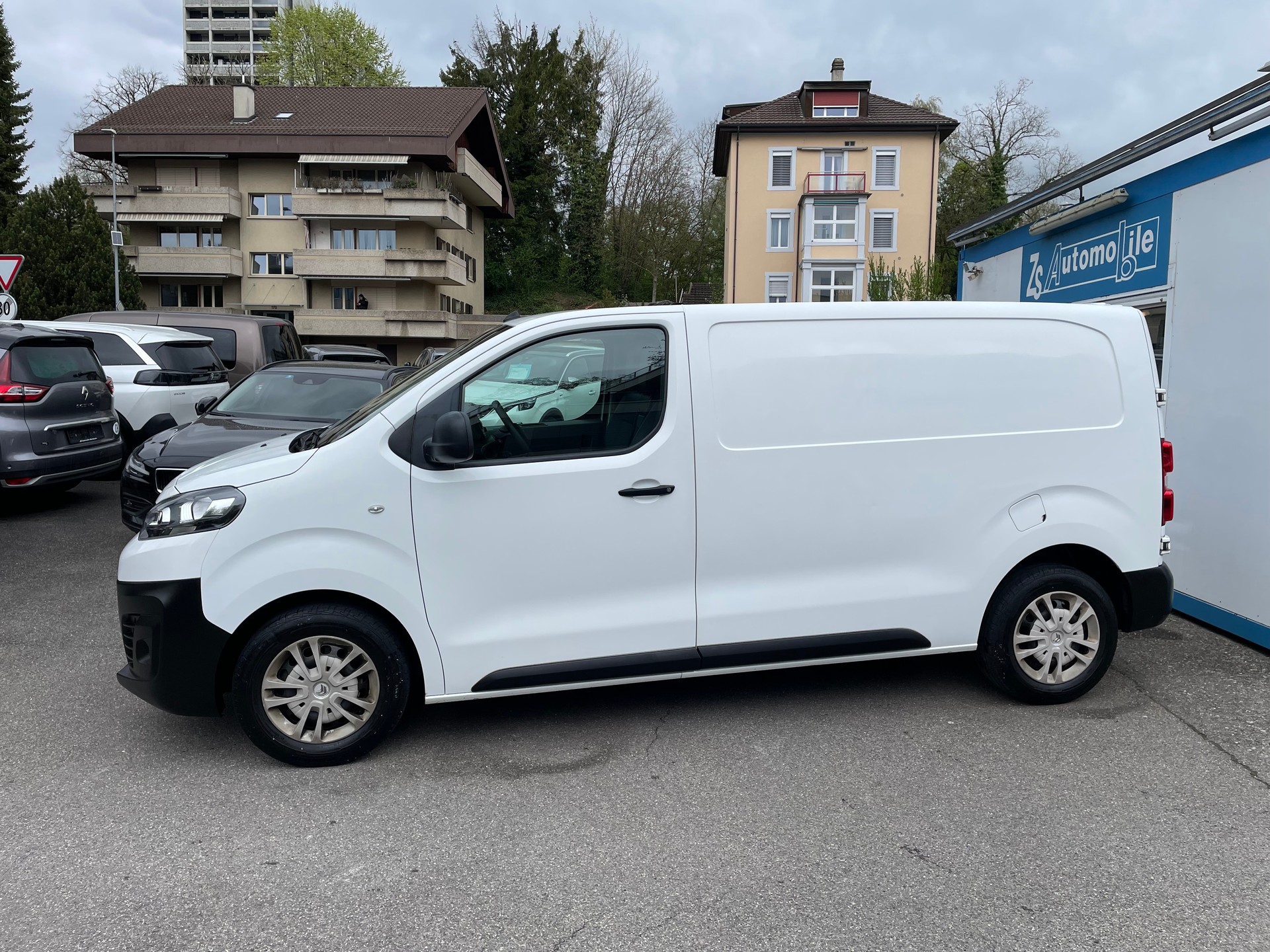 CITROEN Jumpy 2.0 BlueHDi 120 M Komfort-image-1