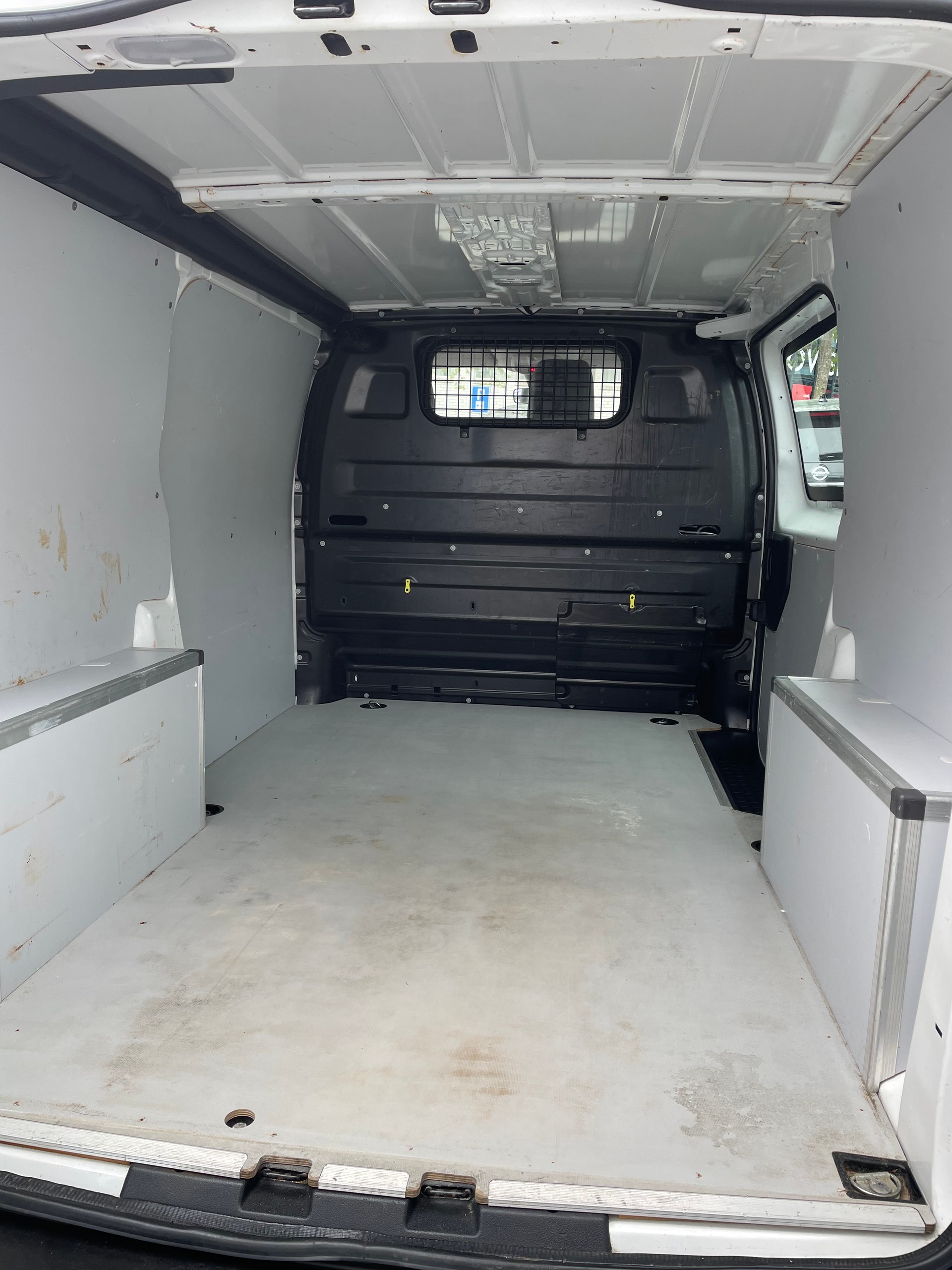 CITROEN Jumpy 2.0 BlueHDi 120 M Komfort-image-9