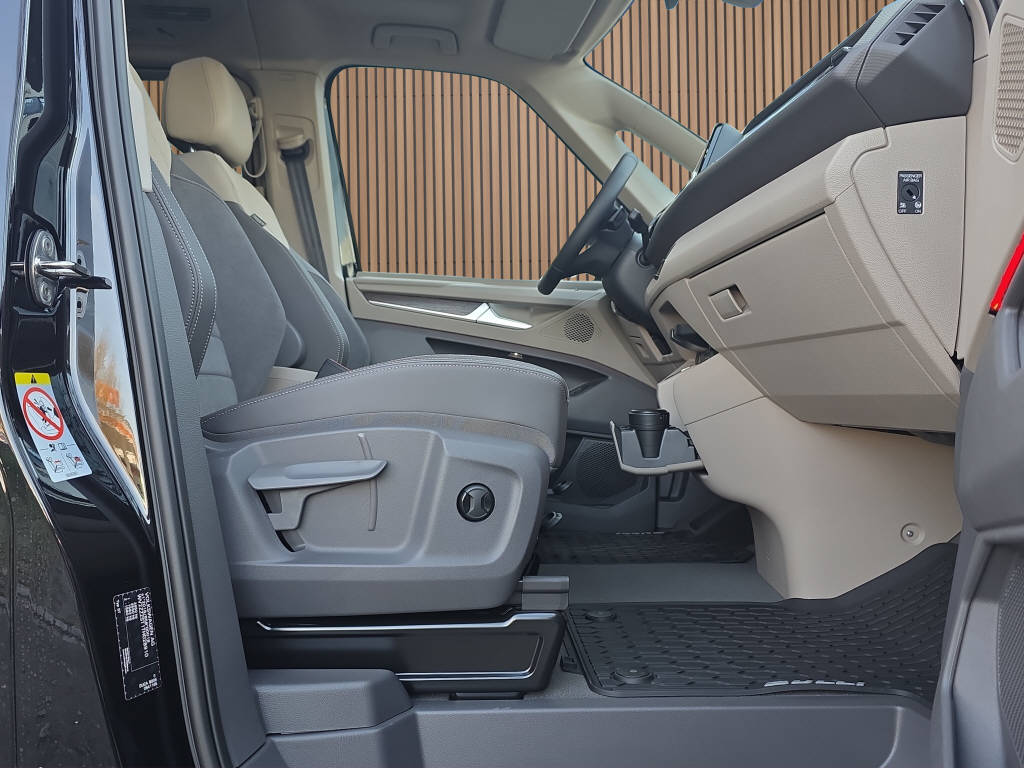 VW Multivan 1.5 TSI eHybrid kurz Style DSG 4motion-image-13