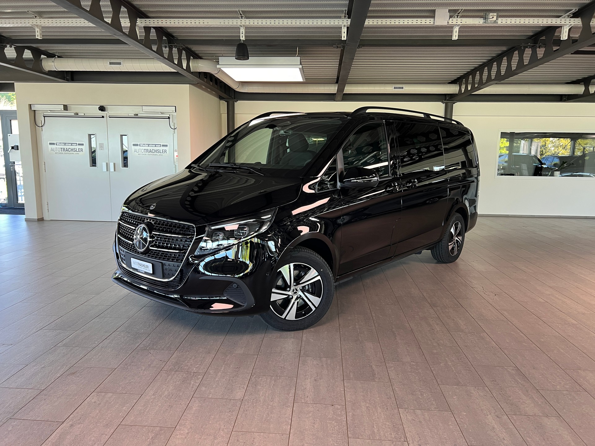 MERCEDES-BENZ V 250 d lang 4Matic Trend 9G-Tronic-image-0