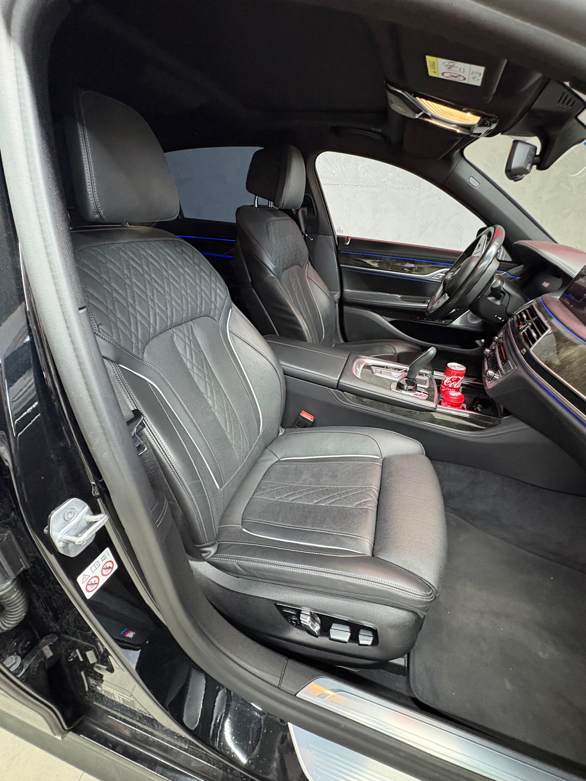 BMW 750d xDrive Steptronic-image-11