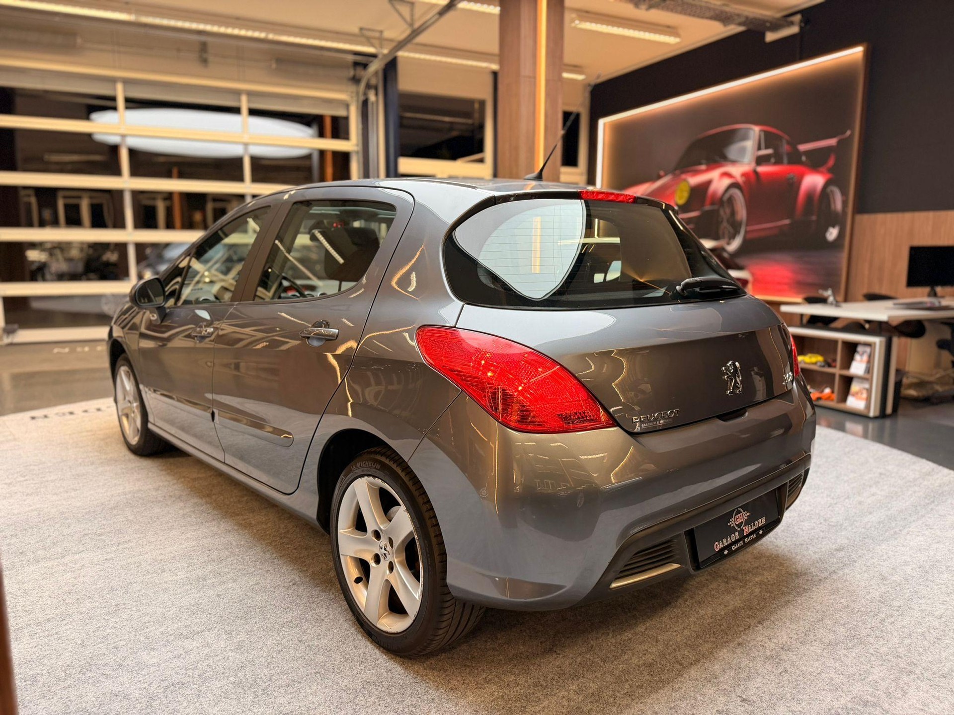 PEUGEOT 308 2.0 HDI SportPack-image-4