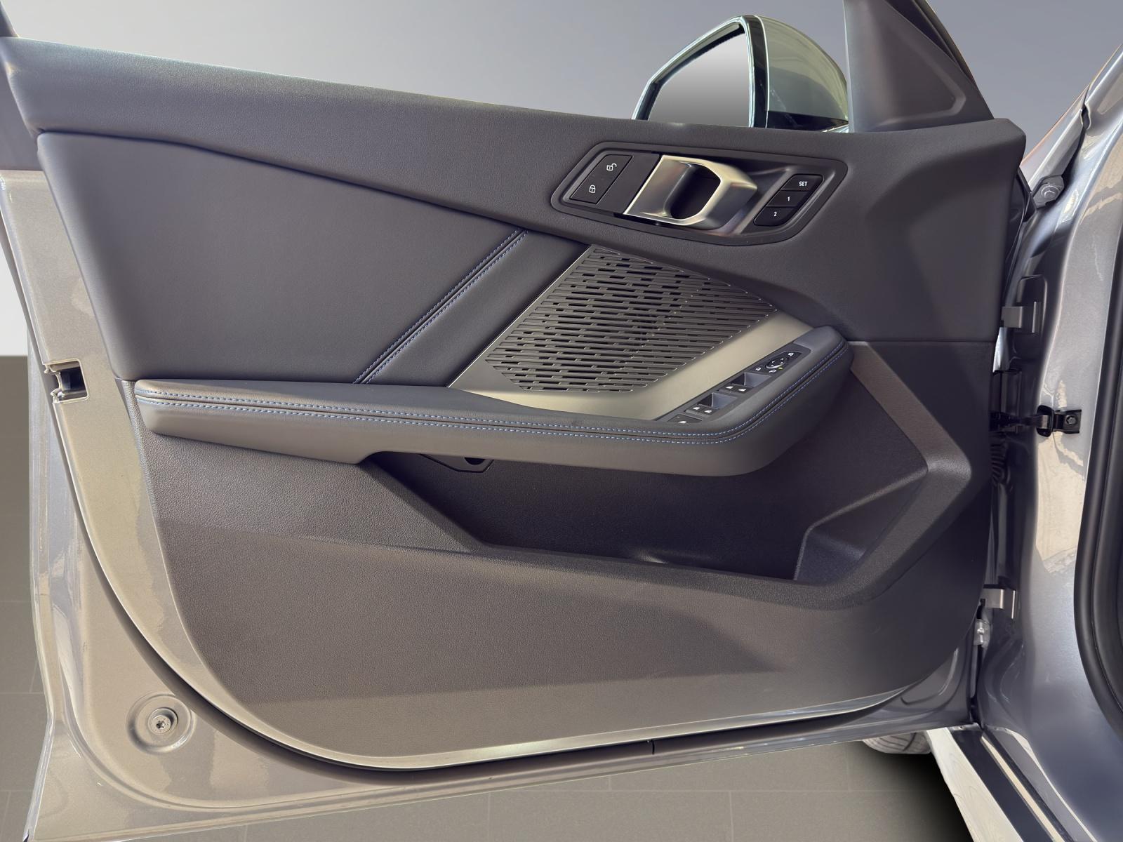 BMW 123 xDrive M-SportPaket-image-8