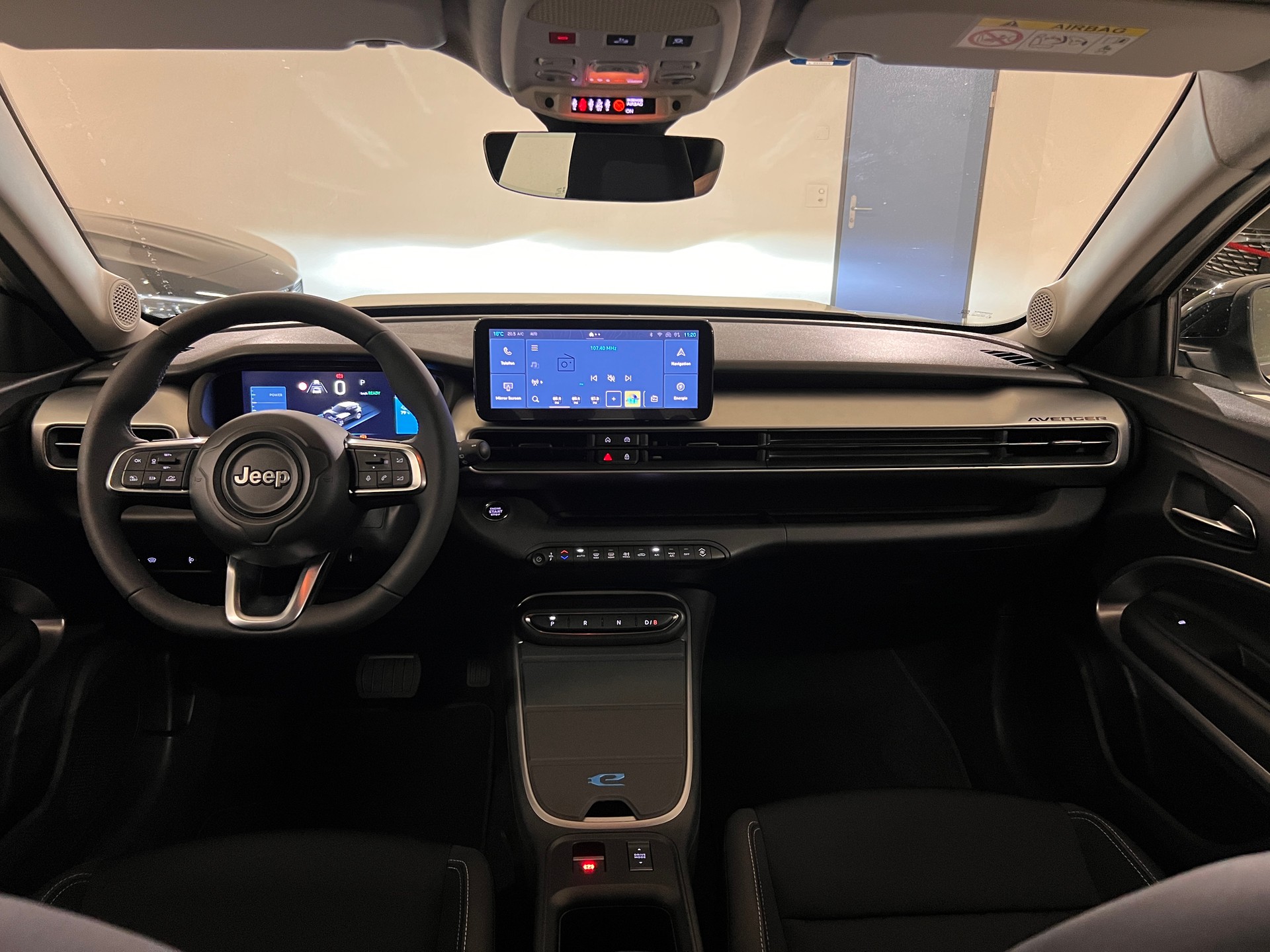 JEEP Avenger 54kWh Altitude-image-10