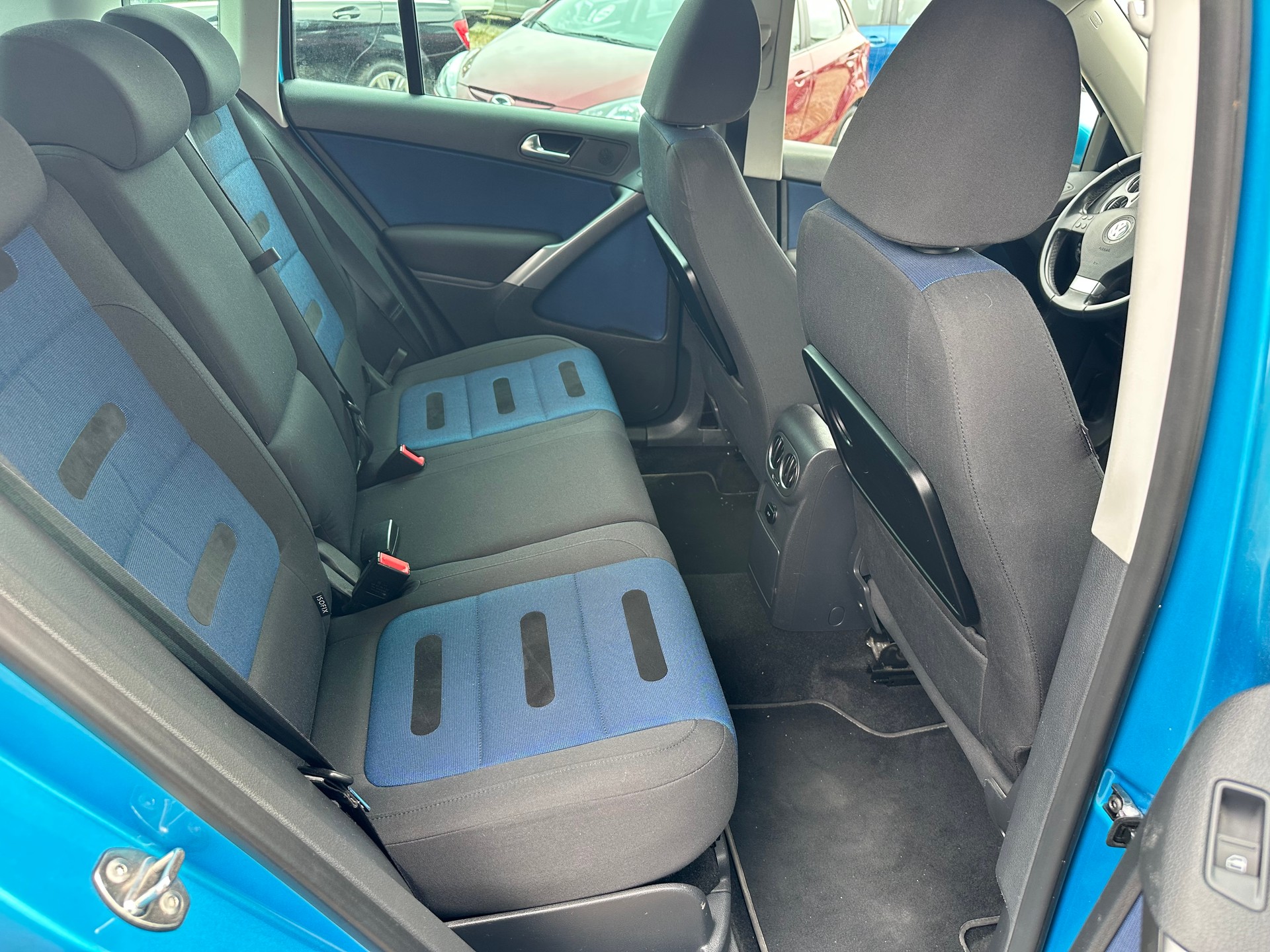 VW Tiguan 2.0 TSI Sport&Style-image-8