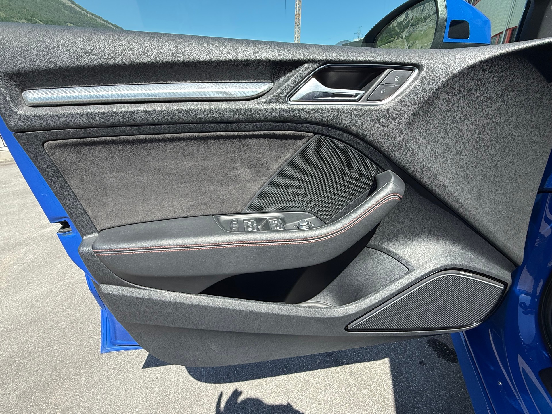 AUDI RS3 Limousine 2.5 TSI quattro S-tronic ohne OPF-image-11