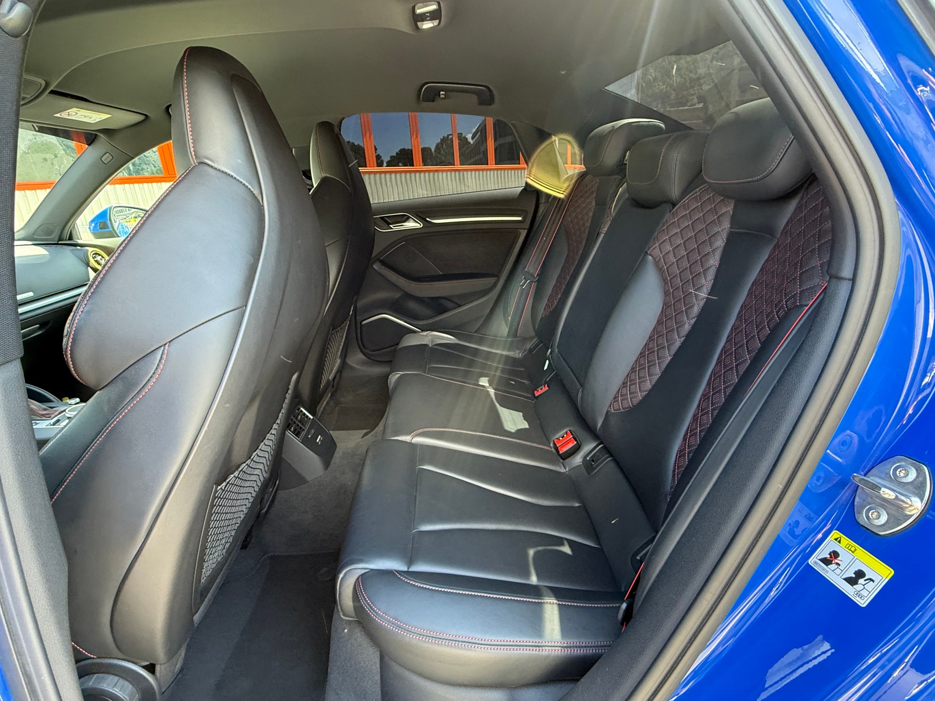 AUDI RS3 Limousine 2.5 TSI quattro S-tronic ohne OPF-image-8