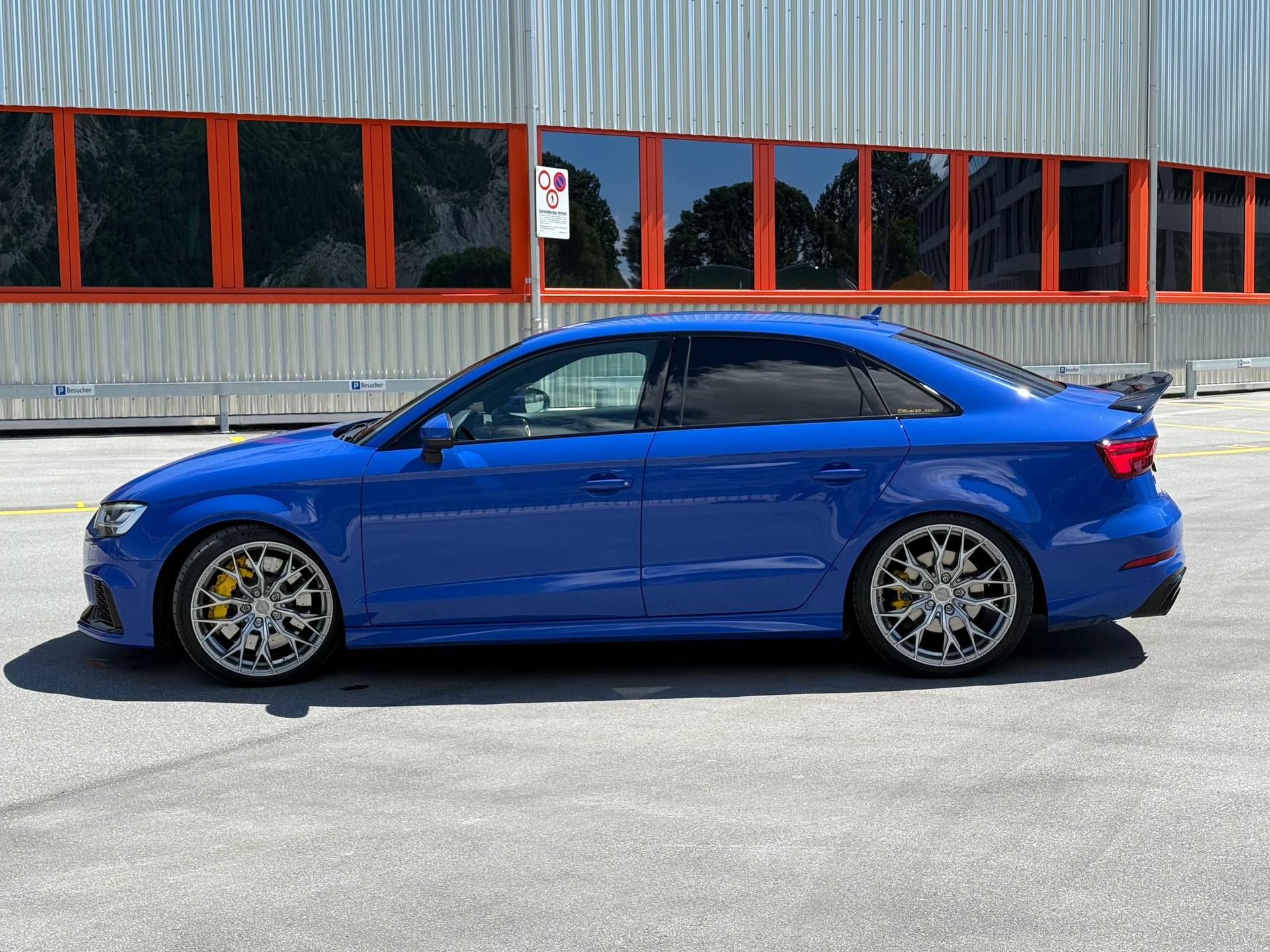 AUDI RS3 Limousine 2.5 TSI quattro S-tronic ohne OPF-image-7