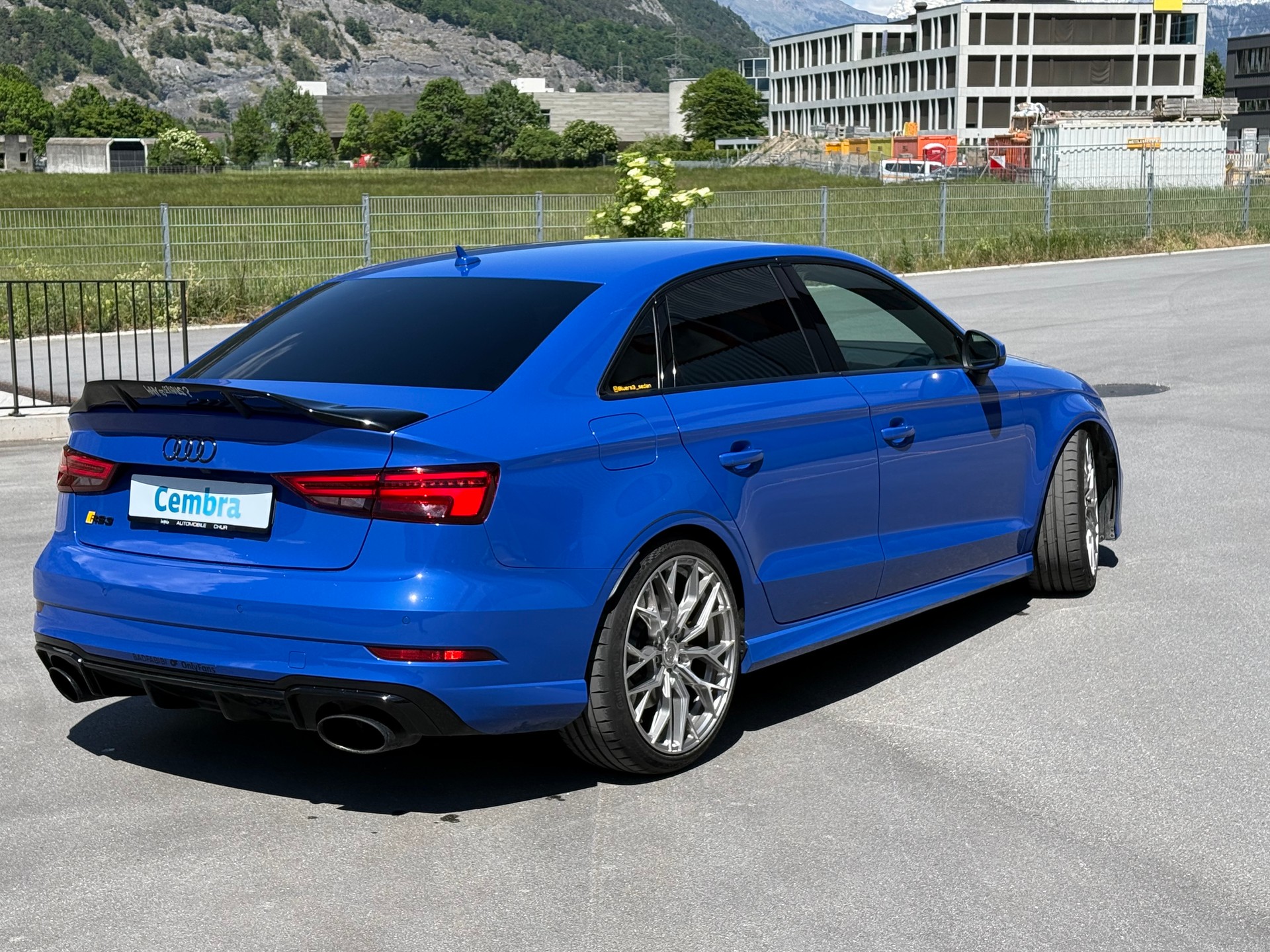 AUDI RS3 Limousine 2.5 TSI quattro S-tronic ohne OPF-image-4