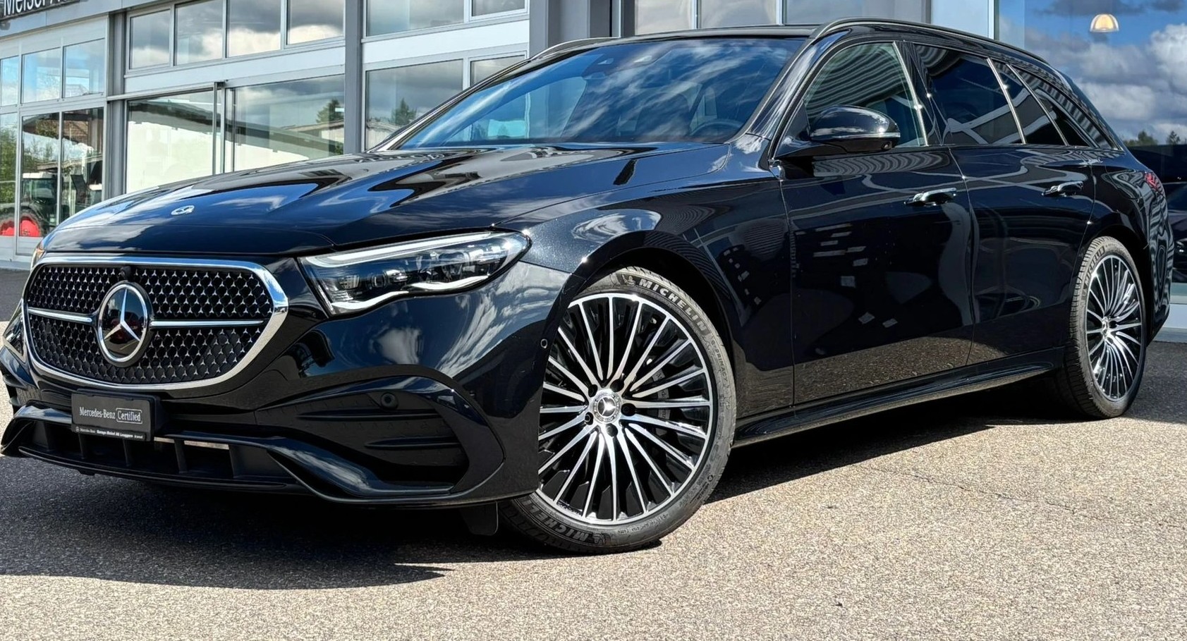 MERCEDES-BENZ E 300 de AMG Line 4matic-image-0
