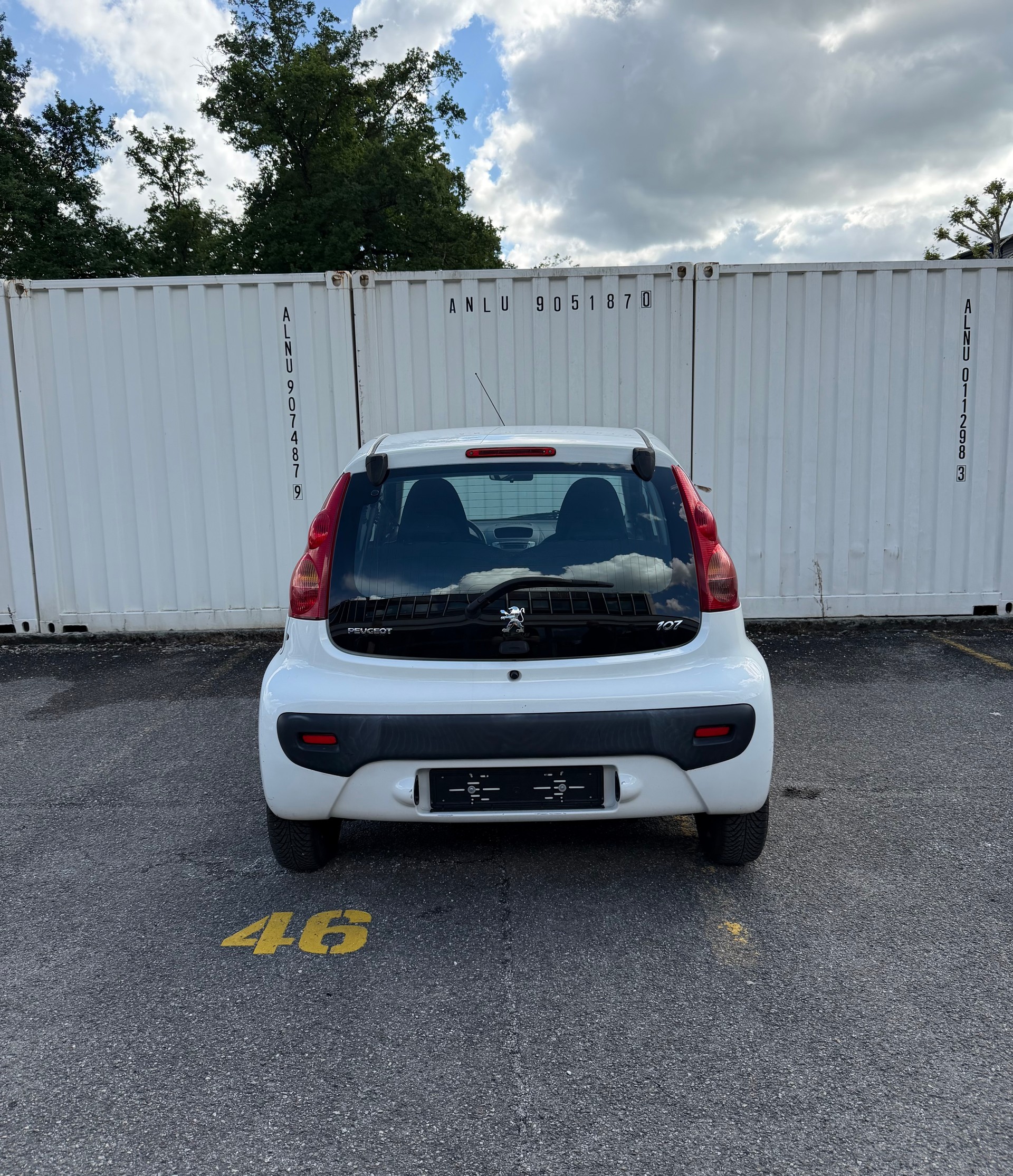 PEUGEOT 107 1.0 Swiss Edition BMP5-image-5