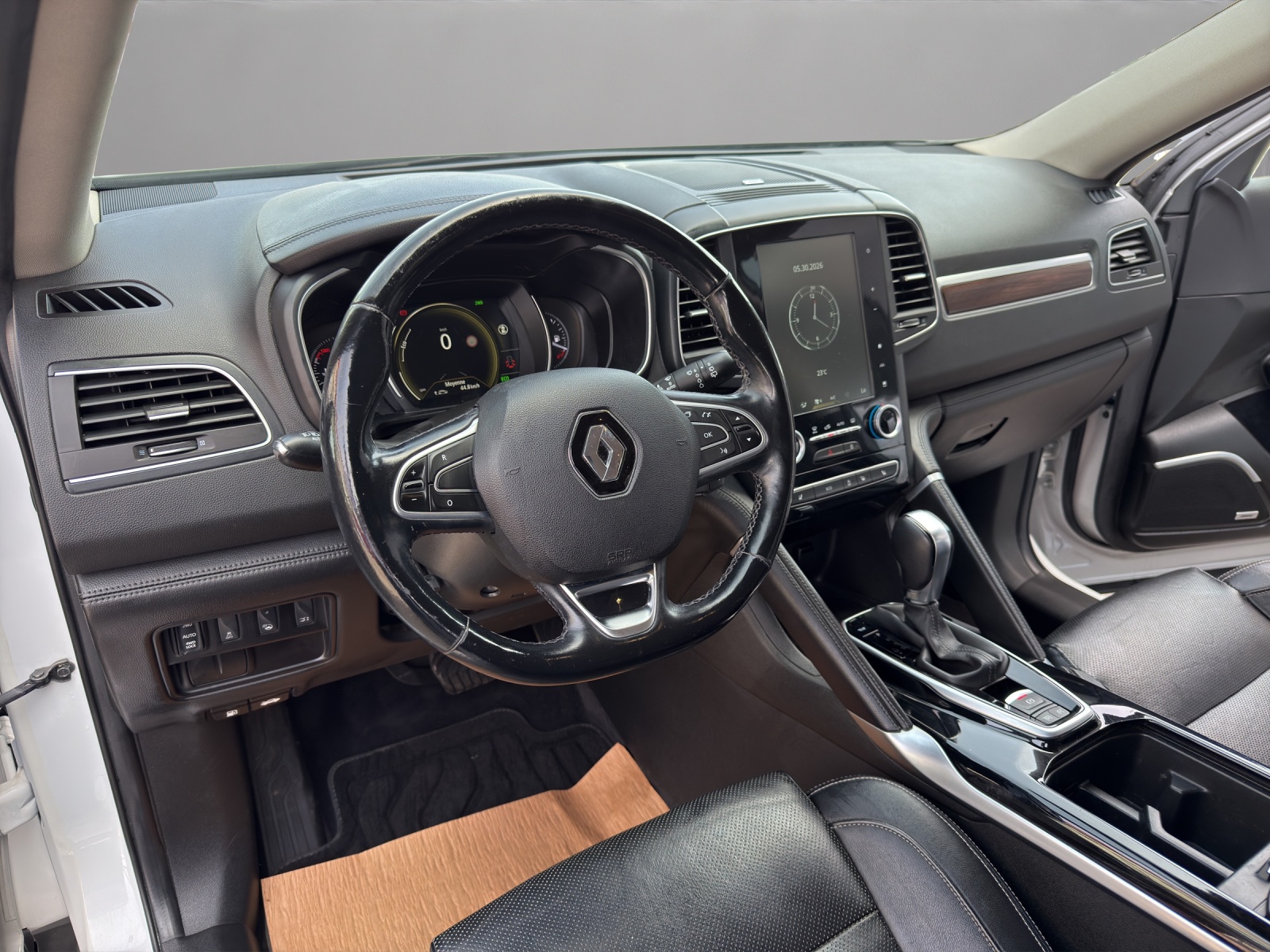 RENAULT Koleos 2.0 dCi Intens 4x4 Xtronic CVT-image-9